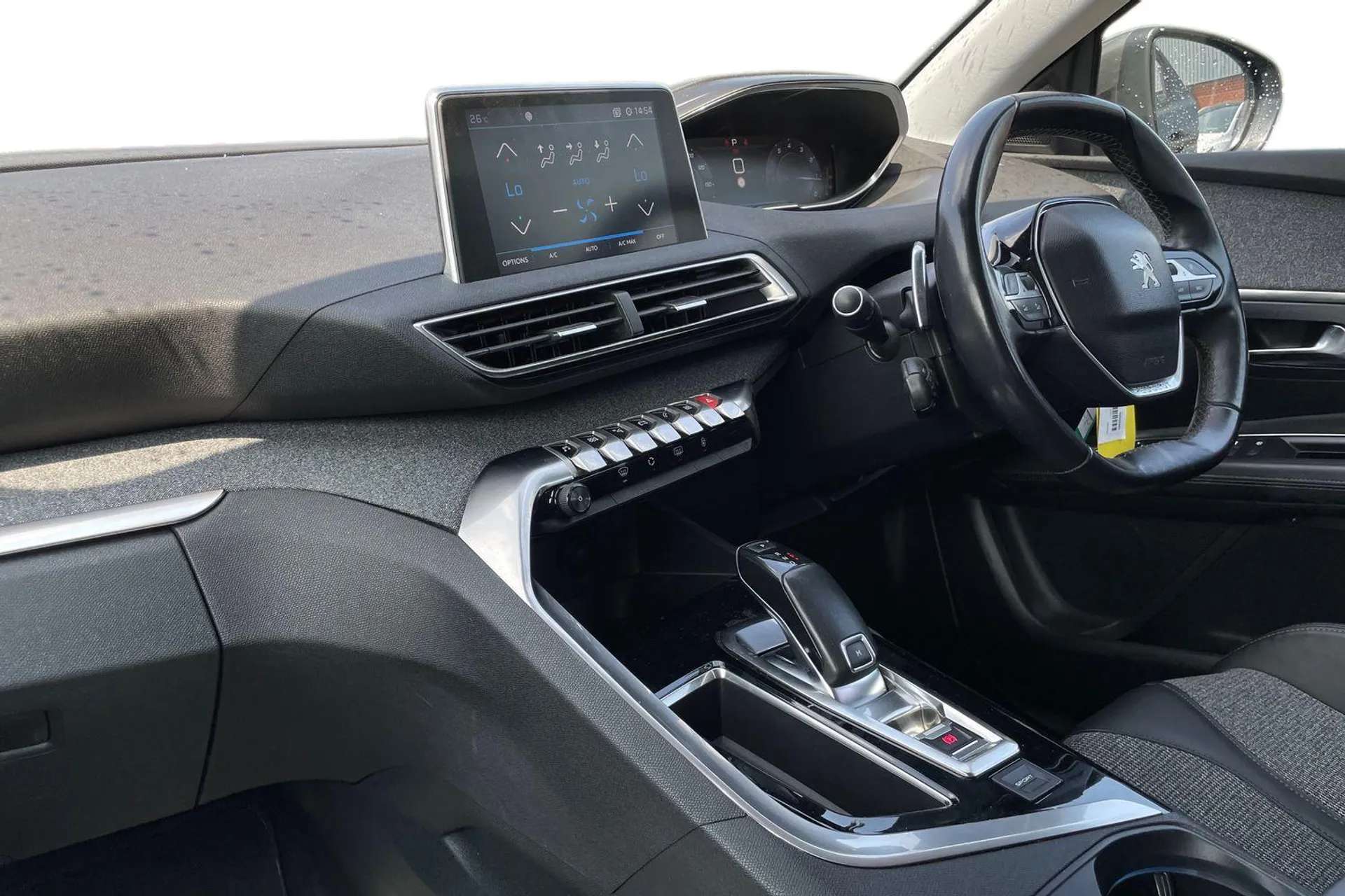 2018 PEUGEOT 3008 2018 PEUGEOT 3008