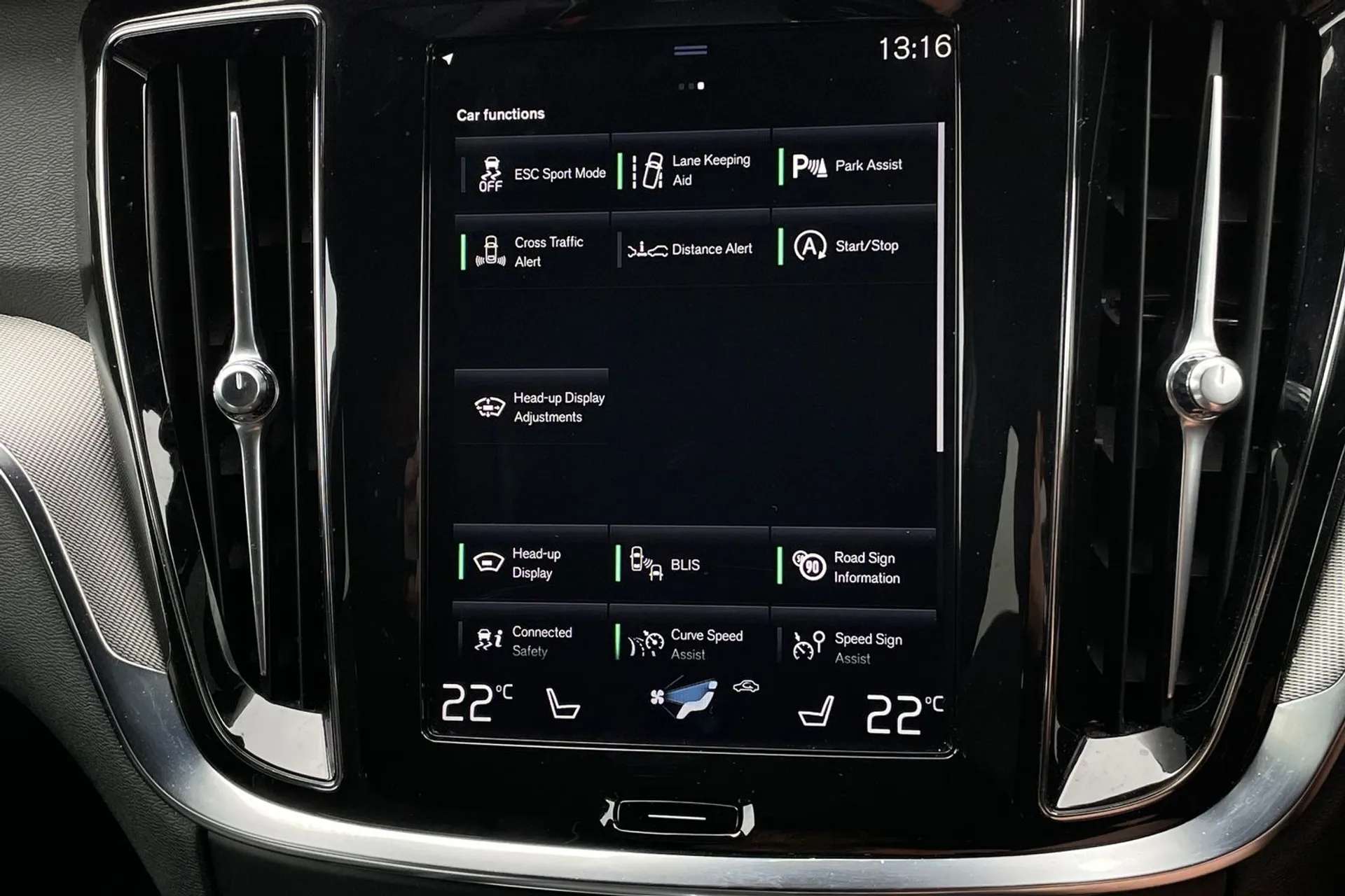 2020 VOLVO V60 2020 VOLVO V60