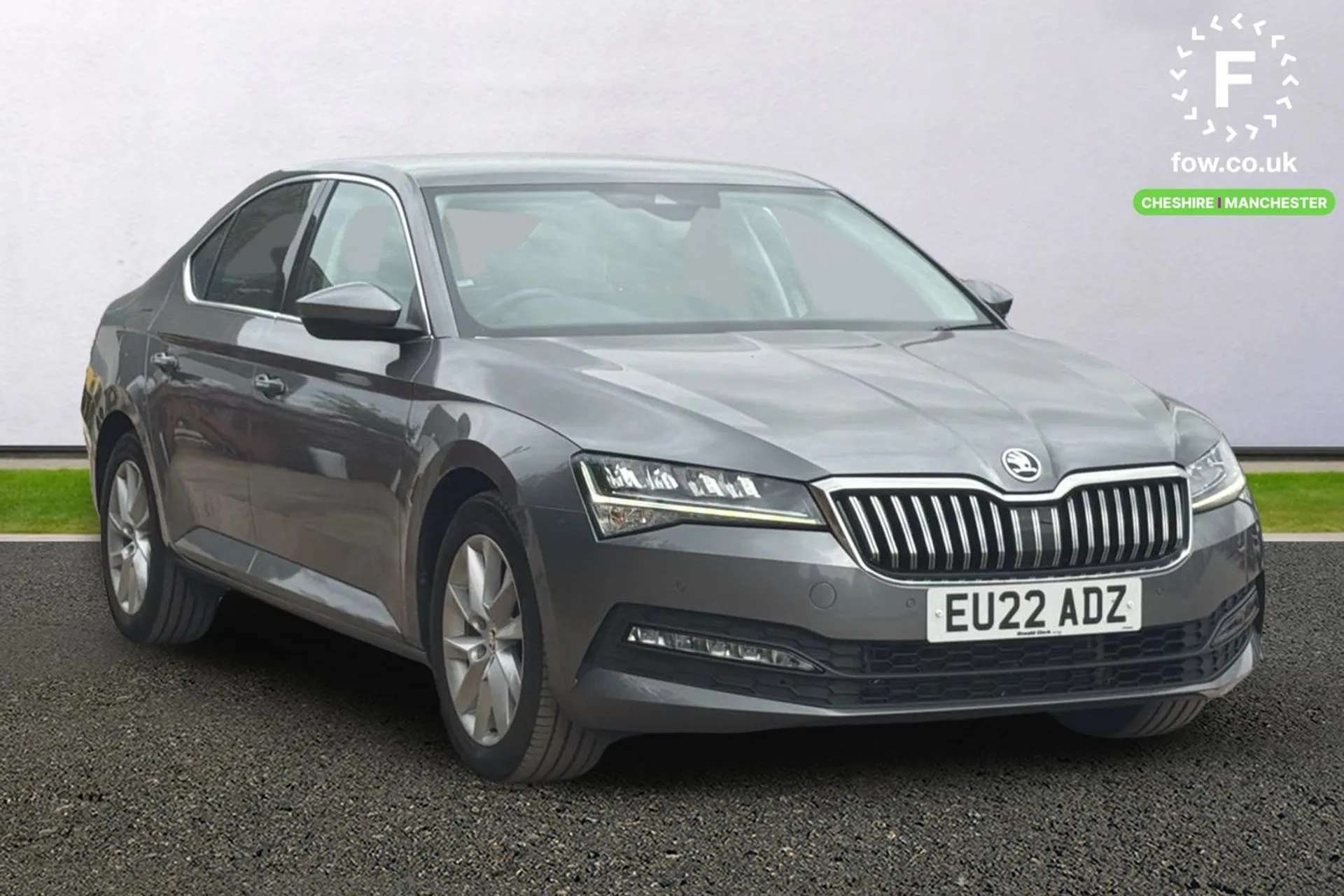 A 2022 SKODA SUPERB 2.0 TDI CR SE 5dr [Drive mode selection with 4 driving modes, Wireless smartlink apple carplay, SmartLink+ android auto and mirror link, Electrically A 2022 SKODA SUPERB 2.0 TDI CR SE 5dr [Drive mode selection with 4 driving modes, Wireless smartlink apple carplay, SmartLink+ android auto and mirror link, Electrically
