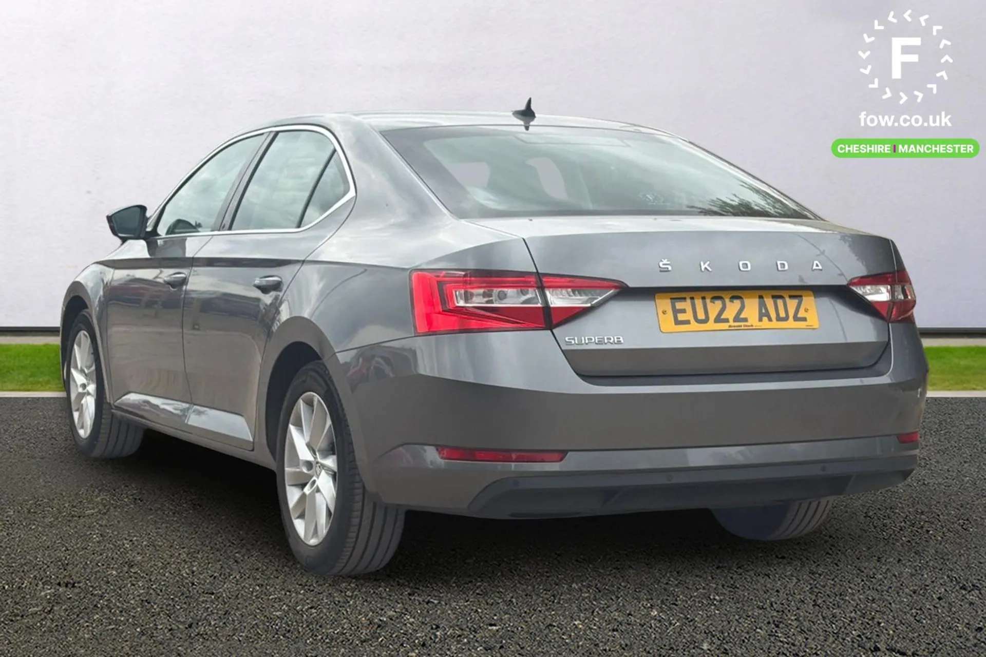 A 2022 SKODA SUPERB 2.0 TDI CR SE 5dr [Drive mode selection with 4 driving modes, Wireless smartlink apple carplay, SmartLink+ android auto and mirror link, Electrically A 2022 SKODA SUPERB 2.0 TDI CR SE 5dr [Drive mode selection with 4 driving modes, Wireless smartlink apple carplay, SmartLink+ android auto and mirror link, Electrically