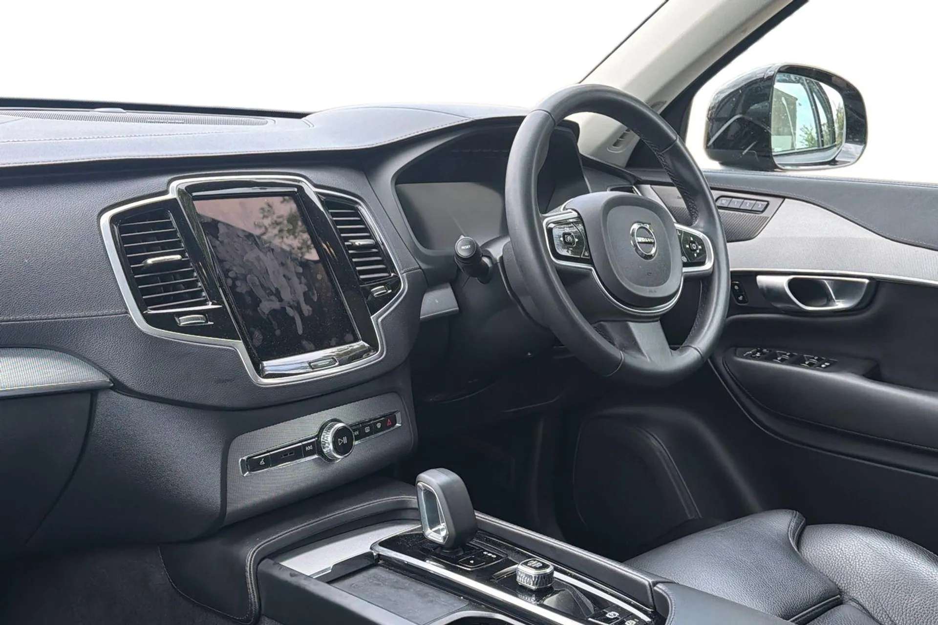 2023 VOLVO XC90 2023 VOLVO XC90