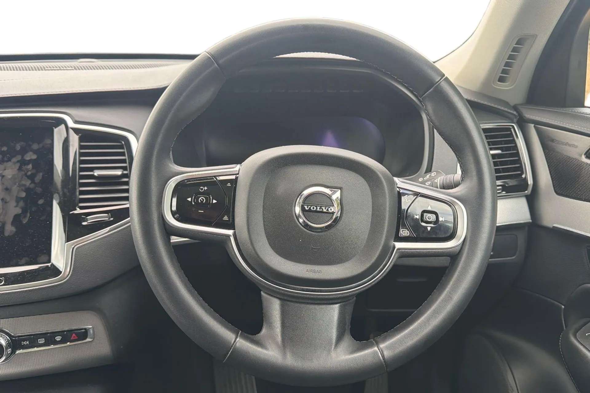 2023 VOLVO XC90 2023 VOLVO XC90