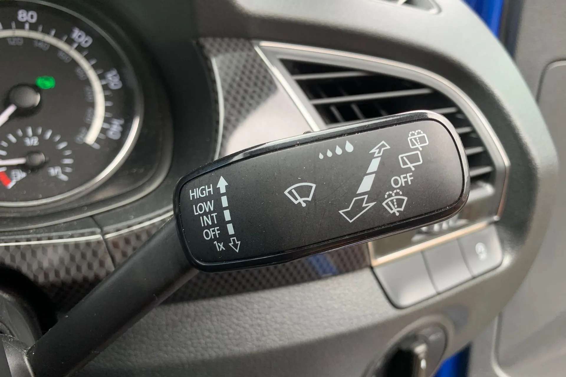 2017 SKODA FABIA 2017 SKODA FABIA
