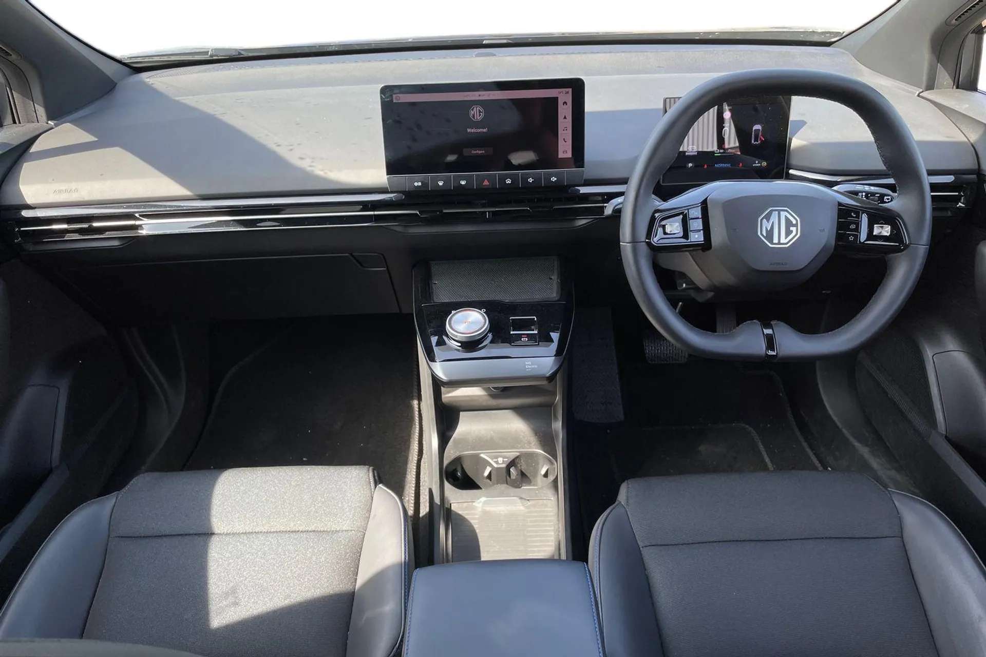 A 2024 MG MOTOR UK MG4 150kW Trophy EV Long Range 64kWh 5dr Auto [Adaptive cruise control,360 degree parking camera,Intelligent speed limit assist with traffic sign recognit A 2024 MG MOTOR UK MG4 150kW Trophy EV Long Range 64kWh 5dr Auto [Adaptive cruise control,360 degree parking camera,Intelligent speed limit assist with traffic sign recognit