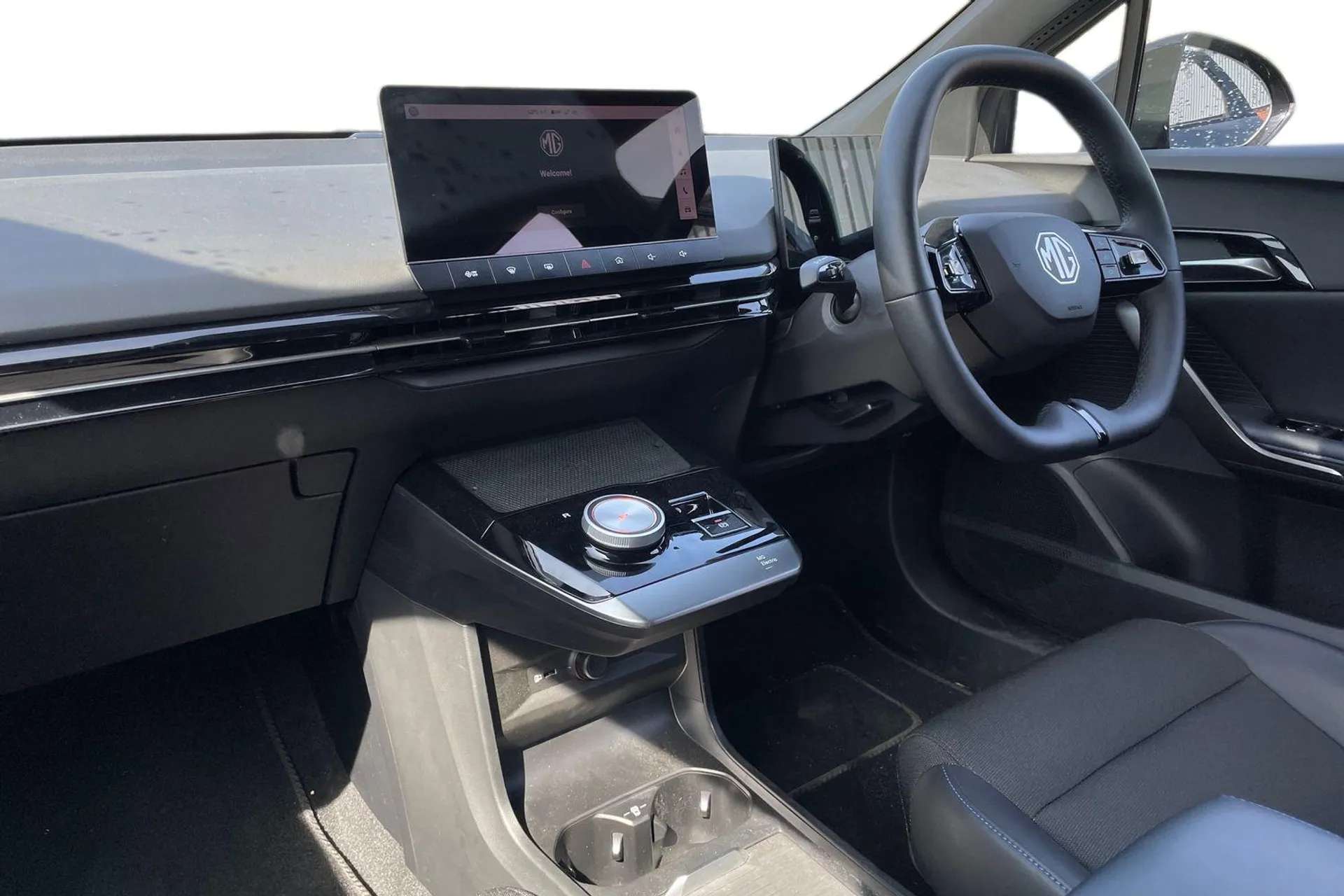 A 2024 MG MOTOR UK MG4 150kW Trophy EV Long Range 64kWh 5dr Auto [Adaptive cruise control,360 degree parking camera,Intelligent speed limit assist with traffic sign recognit A 2024 MG MOTOR UK MG4 150kW Trophy EV Long Range 64kWh 5dr Auto [Adaptive cruise control,360 degree parking camera,Intelligent speed limit assist with traffic sign recognit