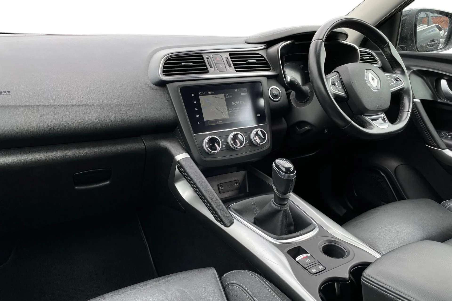 A 2019 RENAULT KADJAR 1.3 TCE GT Line 5dr [ Cruise control + speed limiter, Bose sound system with 7 speakers/digital amplifier, Hands free parking system with 360 degree p A 2019 RENAULT KADJAR 1.3 TCE GT Line 5dr [ Cruise control + speed limiter, Bose sound system with 7 speakers/digital amplifier, Hands free parking system with 360 degree p