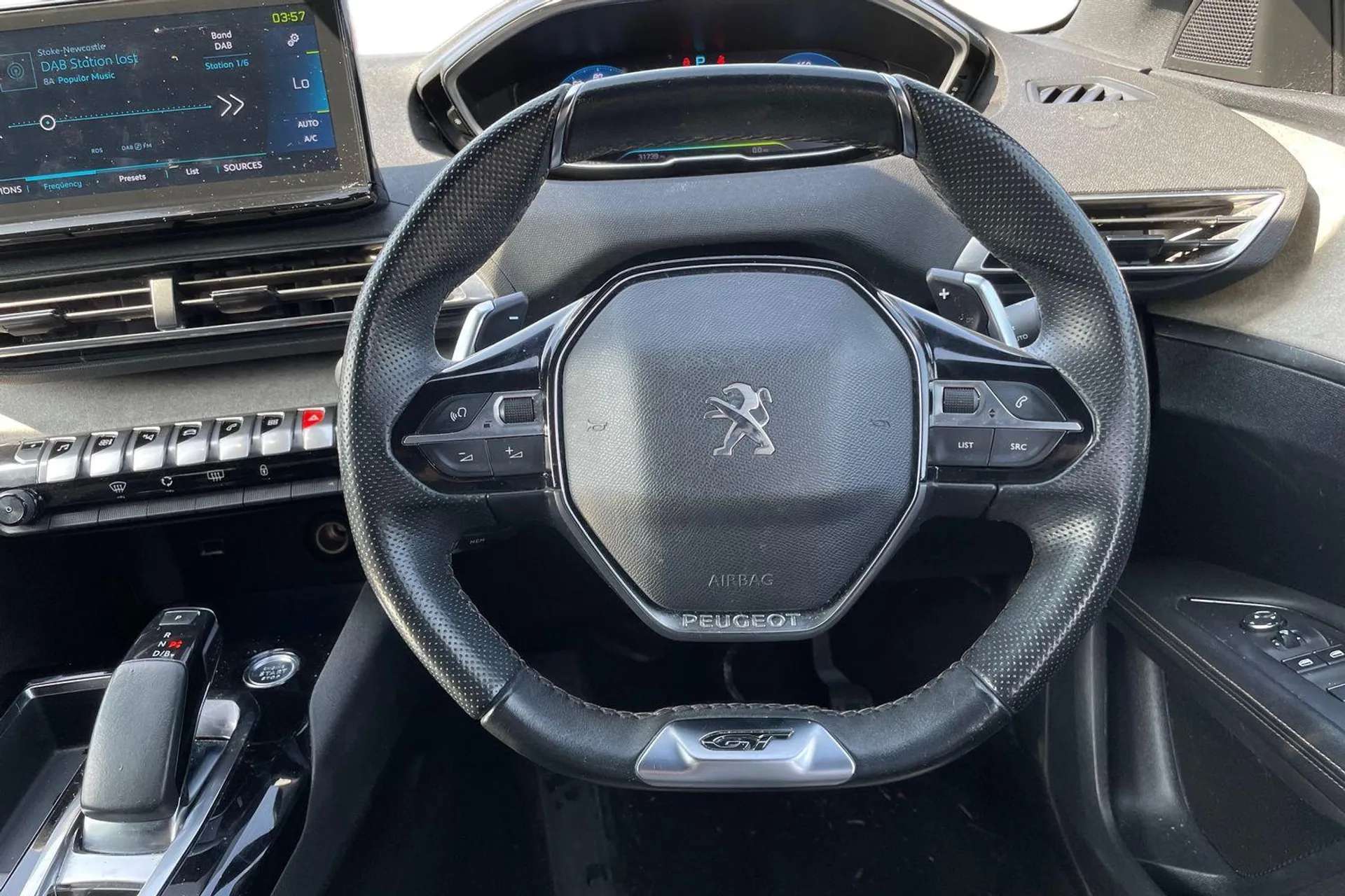 2021 PEUGEOT 3008 2021 PEUGEOT 3008