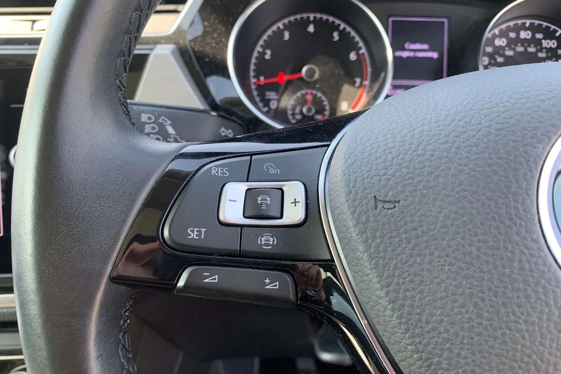 2021 VOLKSWAGEN TOURAN 2021 VOLKSWAGEN TOURAN