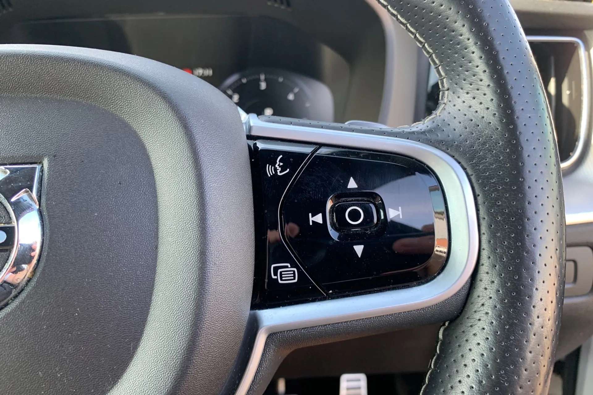 2018 VOLVO XC60 2018 VOLVO XC60