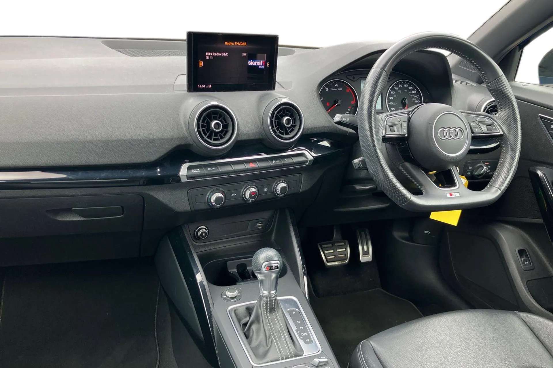 2020 AUDI Q2 2020 AUDI Q2