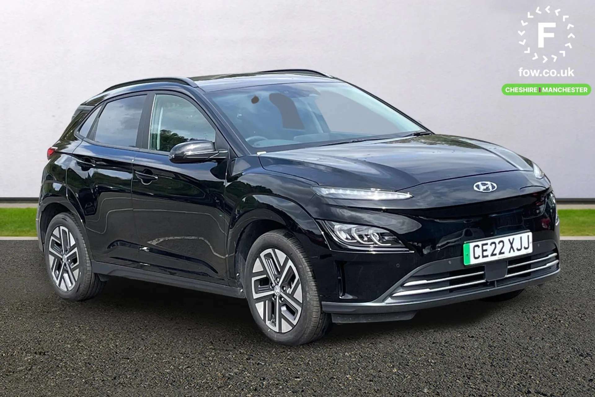A 2022 HYUNDAI KONA 150kW Premium 64kWh 5dr Auto [Parking system with rear camera, Front Parking Sensors, Wireless phone charging pad, Full LED MFR headlights, Privacy gl A 2022 HYUNDAI KONA 150kW Premium 64kWh 5dr Auto [Parking system with rear camera, Front Parking Sensors, Wireless phone charging pad, Full LED MFR headlights, Privacy gl