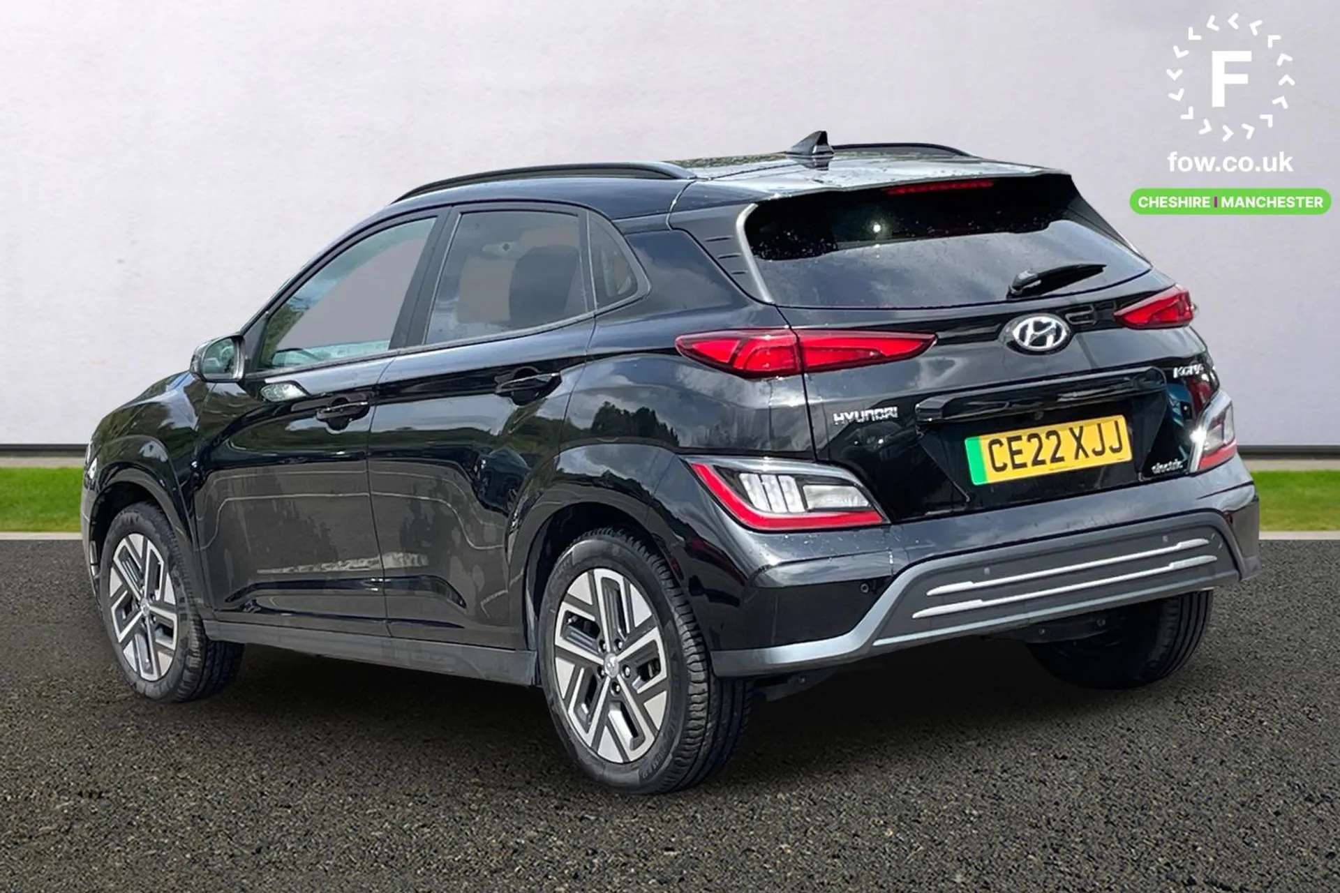 A 2022 HYUNDAI KONA 150kW Premium 64kWh 5dr Auto [Parking system with rear camera, Front Parking Sensors, Wireless phone charging pad, Full LED MFR headlights, Privacy gl A 2022 HYUNDAI KONA 150kW Premium 64kWh 5dr Auto [Parking system with rear camera, Front Parking Sensors, Wireless phone charging pad, Full LED MFR headlights, Privacy gl