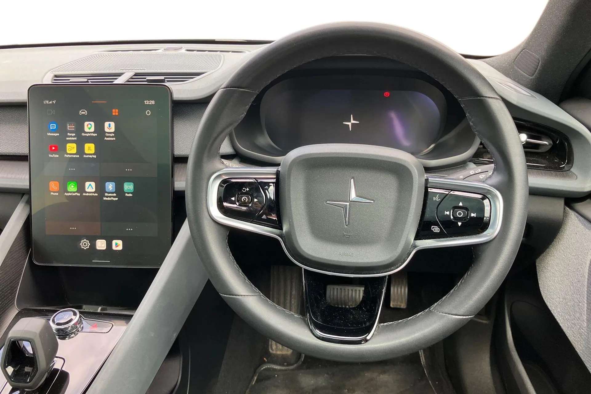 2021 POLESTAR 2 2021 POLESTAR 2