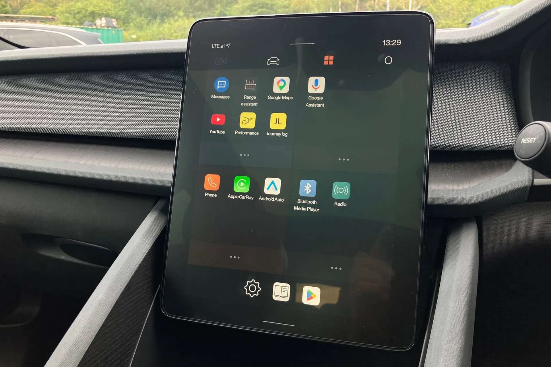 2021 POLESTAR 2 2021 POLESTAR 2