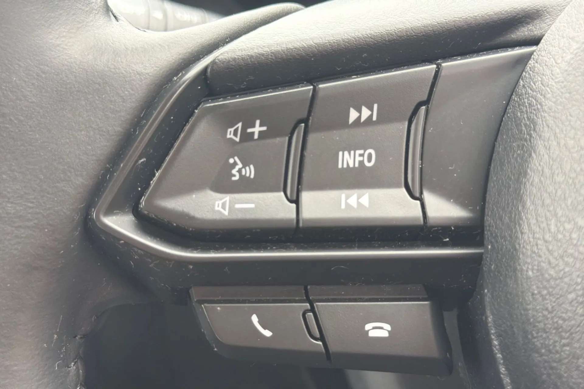 2020 MAZDA MAZDA2 2020 MAZDA MAZDA2