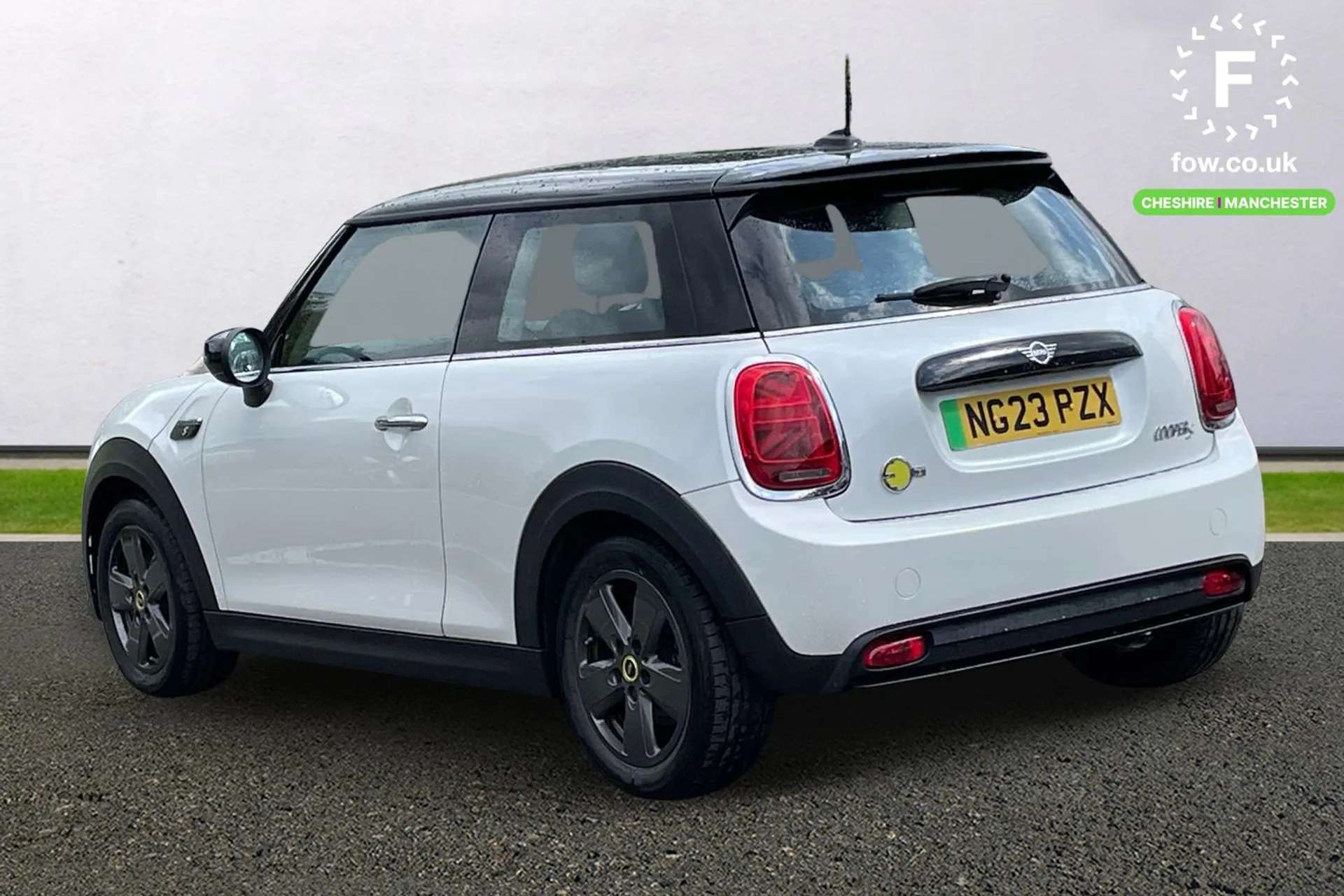 A 2023 MINI HATCH 135kW Cooper S Level 1 33kWh 3dr Auto [Cruise Control, Performance Control A 2023 MINI HATCH 135kW Cooper S Level 1 33kWh 3dr Auto [Cruise Control, Performance Control