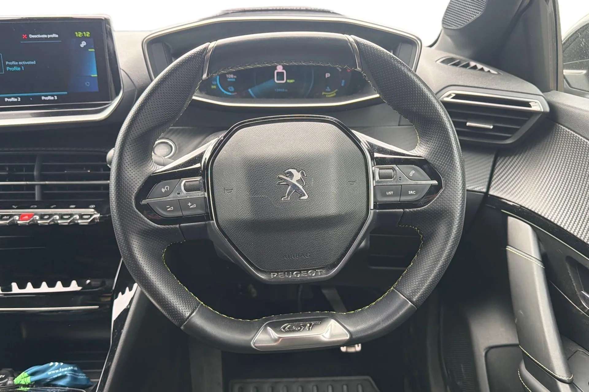 2022 PEUGEOT 208 2022 PEUGEOT 208