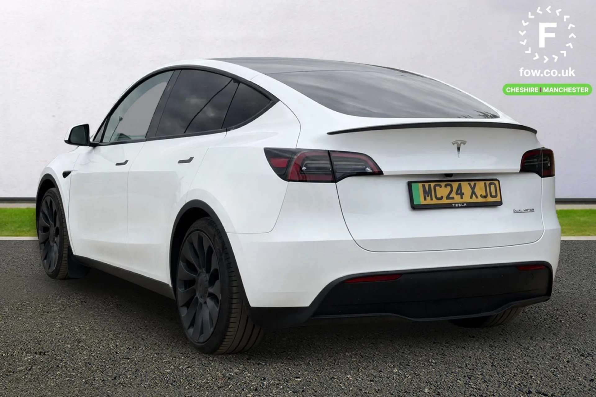 2024 TESLA MODEL Y 2024 TESLA MODEL Y