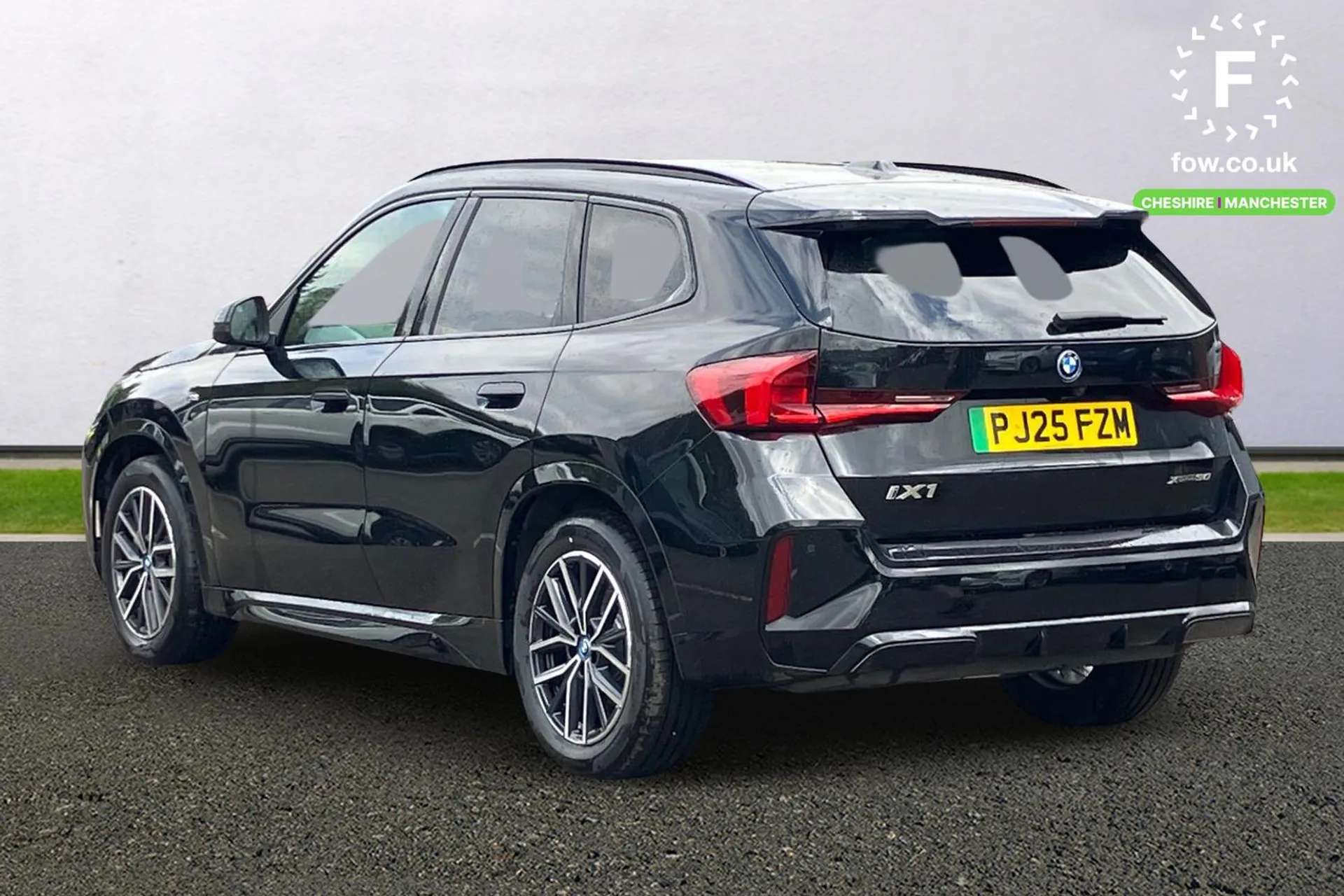 2025 BMW IX1 2025 BMW IX1