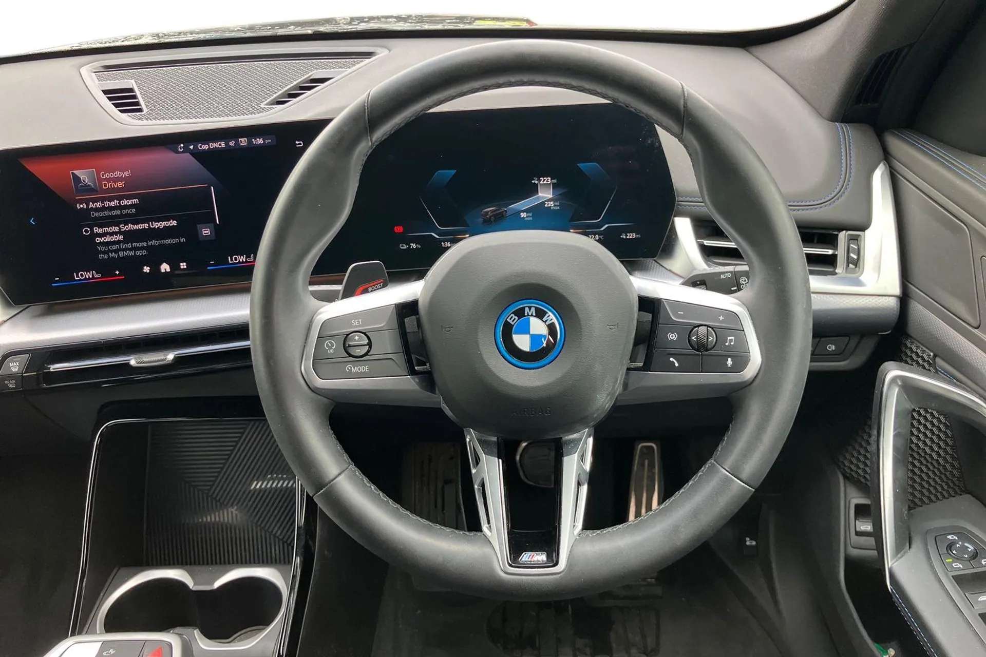 2025 BMW IX1 2025 BMW IX1