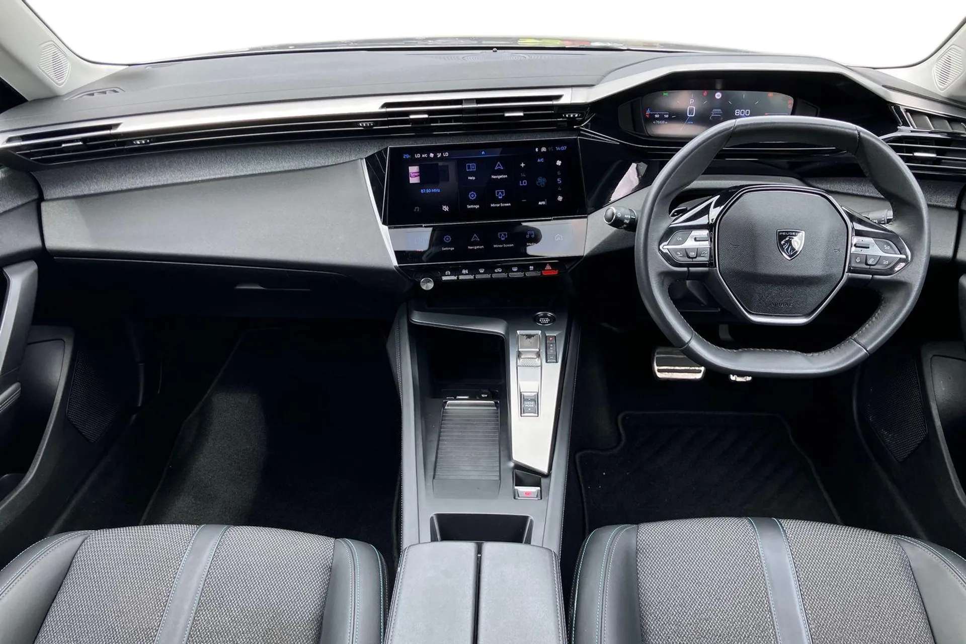 A 2022 PEUGEOT 308 1.2 PureTech Allure Premium 5dr EAT8 [ Drive assist pack with rear cross traffic alert, Lane keep assist, PEUGEOT i-Cockpit with 10" digital instrumen A 2022 PEUGEOT 308 1.2 PureTech Allure Premium 5dr EAT8 [ Drive assist pack with rear cross traffic alert, Lane keep assist, PEUGEOT i-Cockpit with 10" digital instrumen