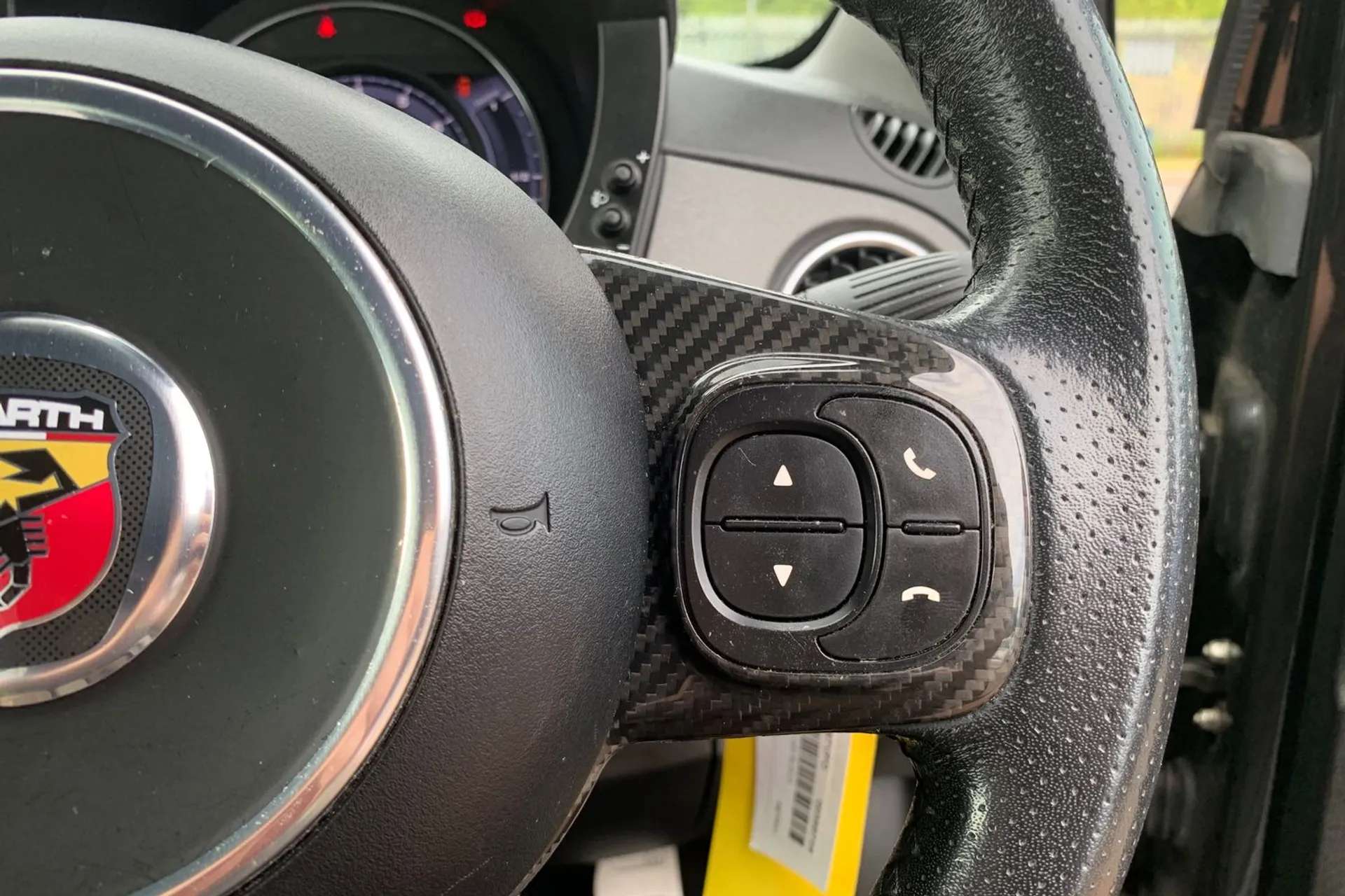 2017 ABARTH 595 2017 ABARTH 595