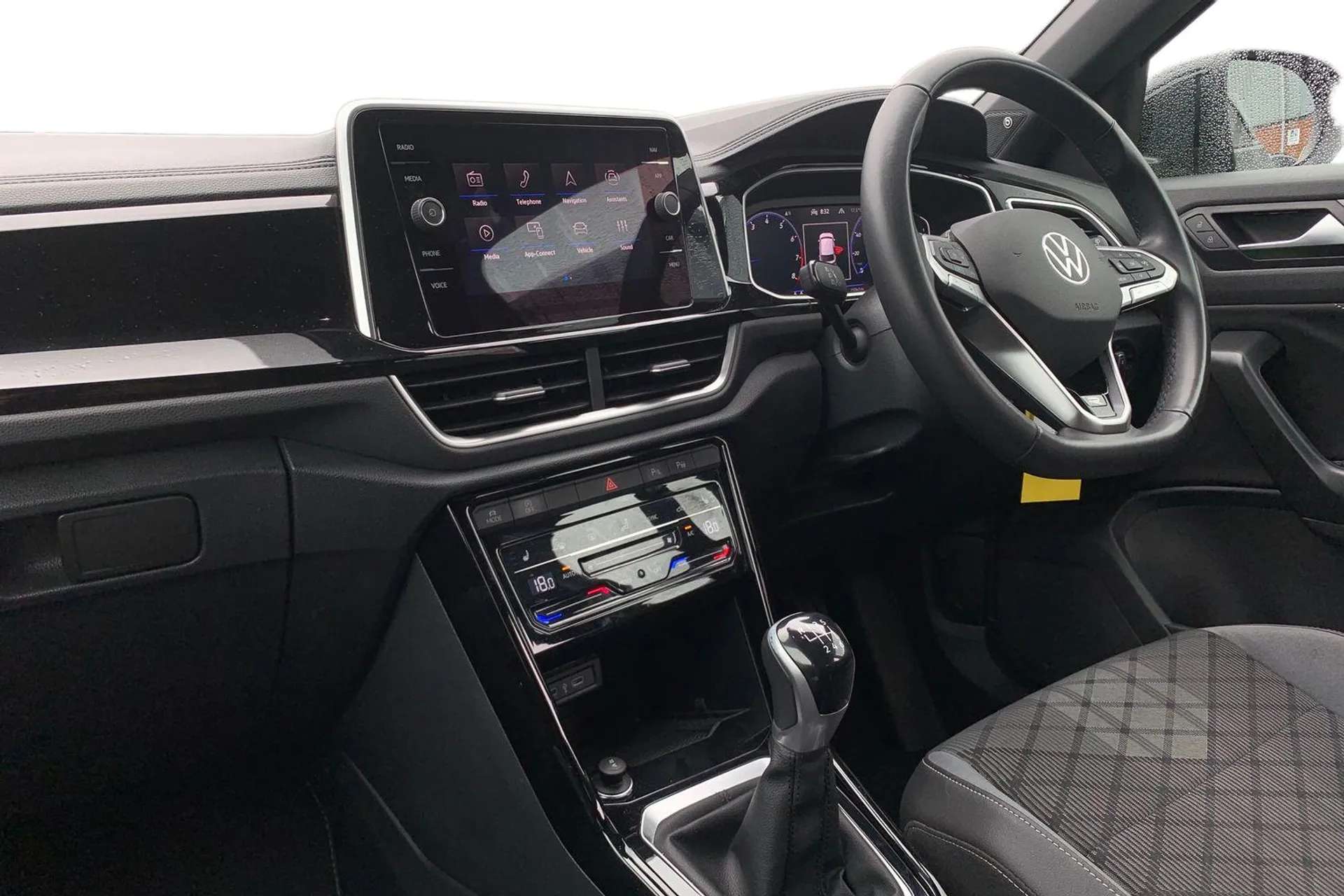 2024 VOLKSWAGEN T-ROC 2024 VOLKSWAGEN T-ROC