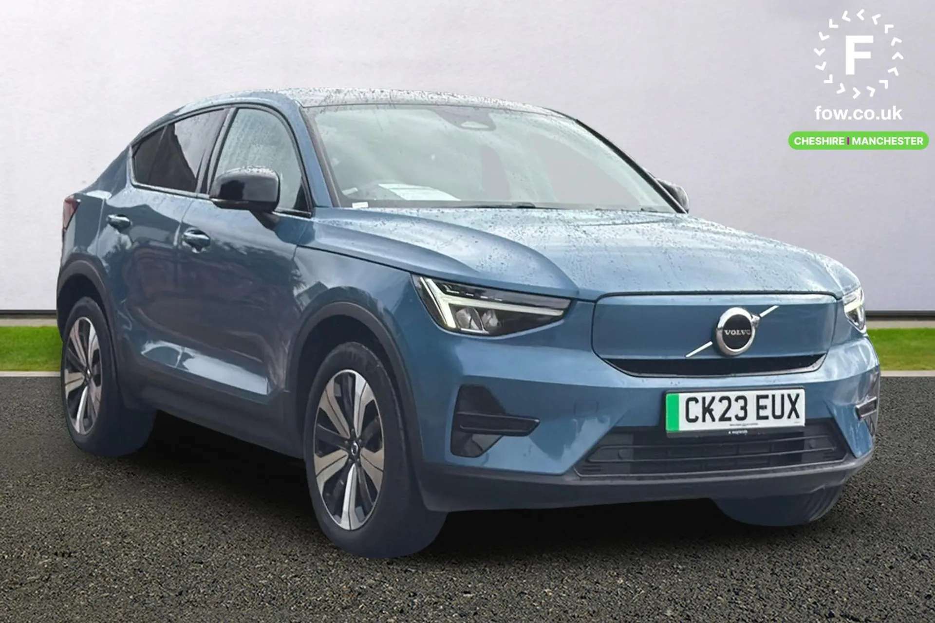 2023 VOLVO C40 2023 VOLVO C40