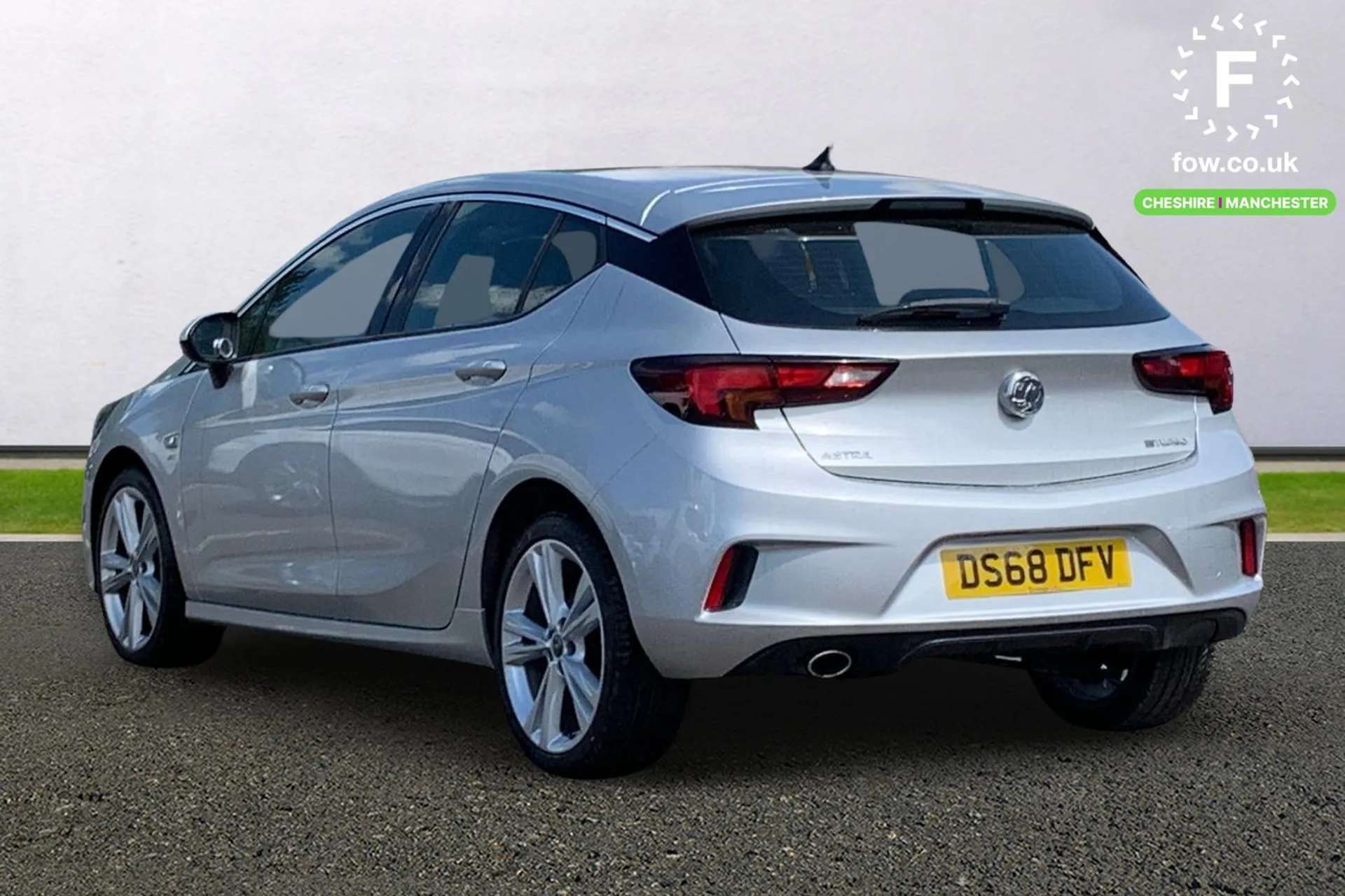 A 2018 VAUXHALL ASTRA 1.6 CDTi Bi-Turbo 16V 150 SRi Vx-line Nav 5dr [ Driver's Ergonomic Active Seat , VXR Styling pack , 18" Five twin spoke alloy wheels , Pedal release s A 2018 VAUXHALL ASTRA 1.6 CDTi Bi-Turbo 16V 150 SRi Vx-line Nav 5dr [ Driver's Ergonomic Active Seat , VXR Styling pack , 18" Five twin spoke alloy wheels , Pedal release s