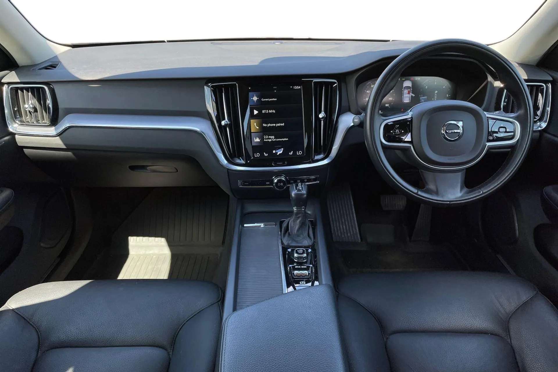 2018 VOLVO V60 2018 VOLVO V60