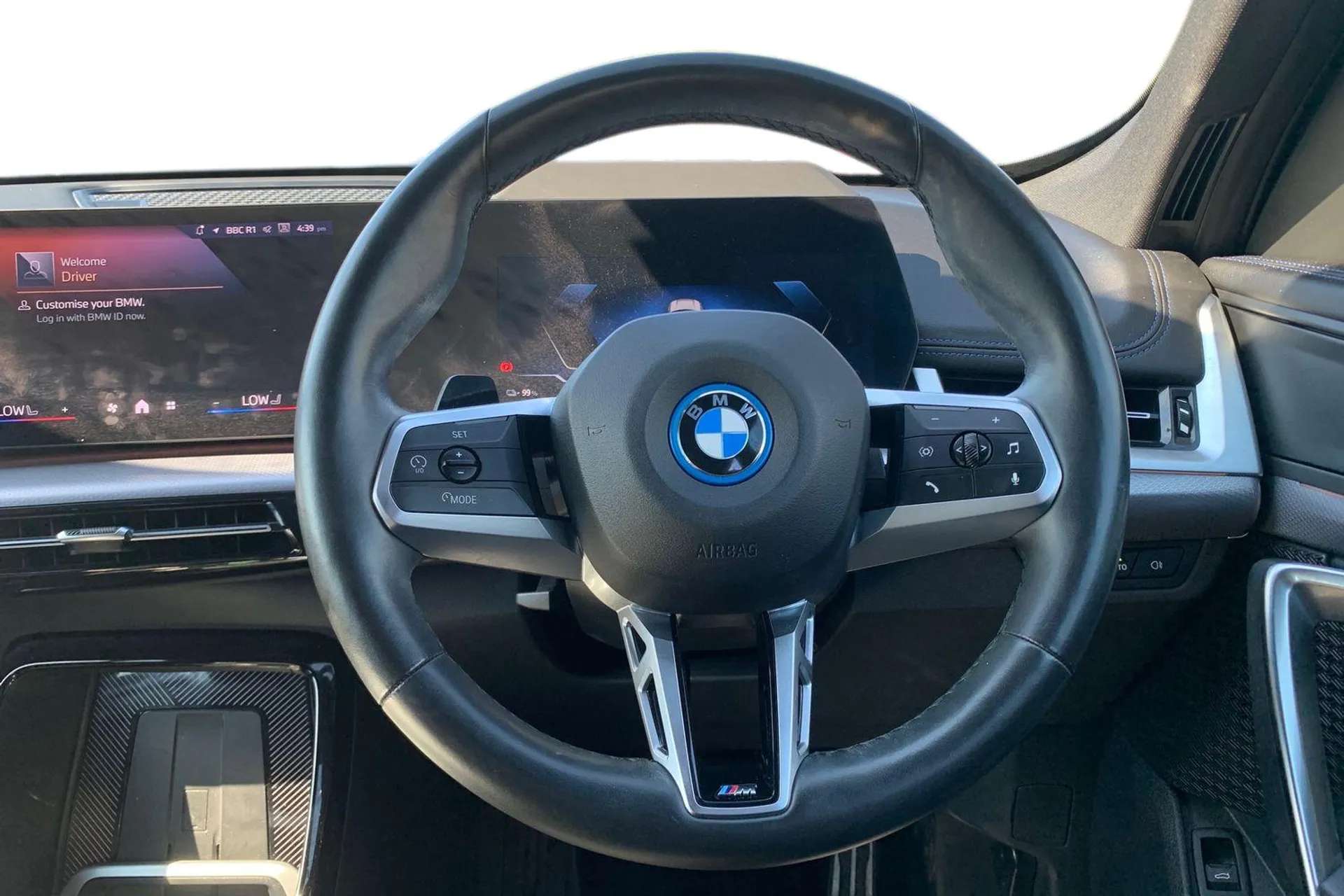 2024 BMW IX1 2024 BMW IX1