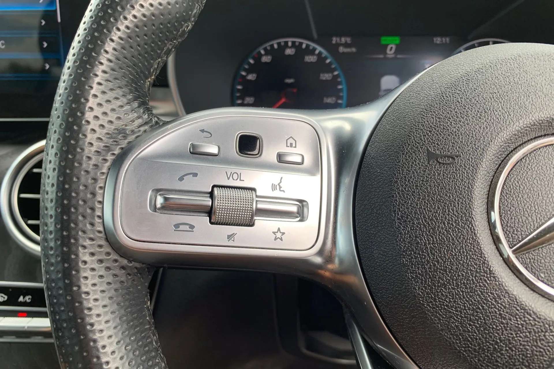 2019 MERCEDES-BENZ GLC 2019 MERCEDES-BENZ GLC