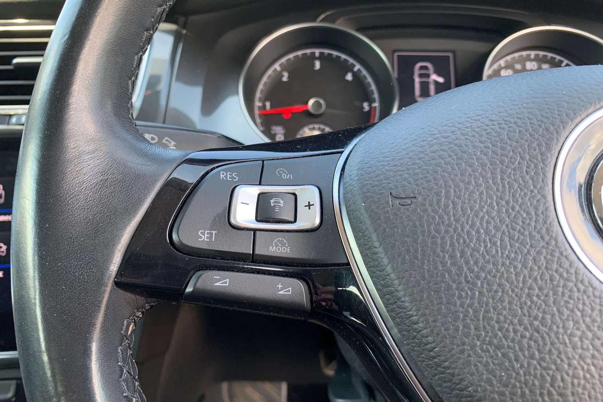 2018 VOLKSWAGEN GOLF 2018 VOLKSWAGEN GOLF