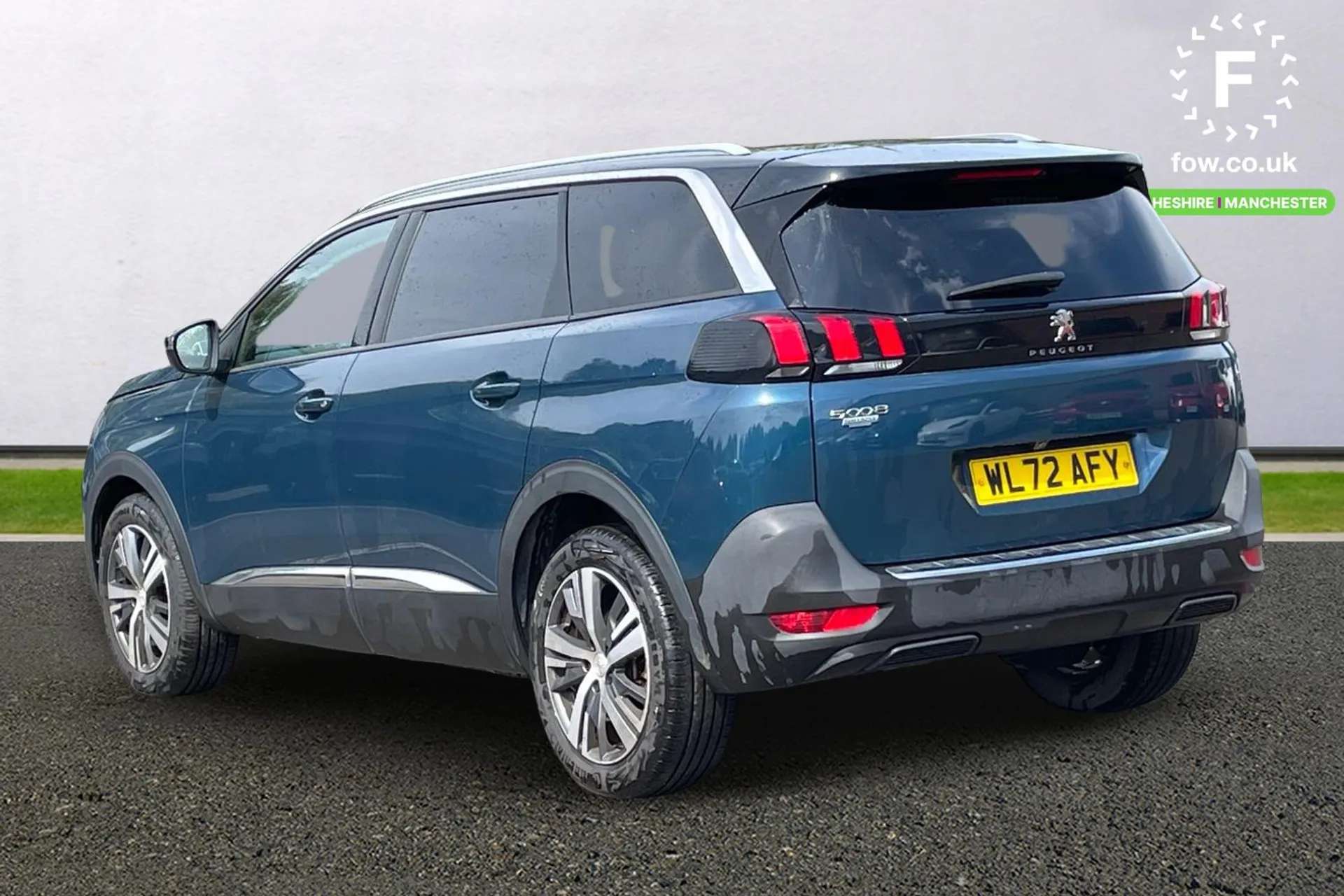 2022 PEUGEOT 5008 2022 PEUGEOT 5008