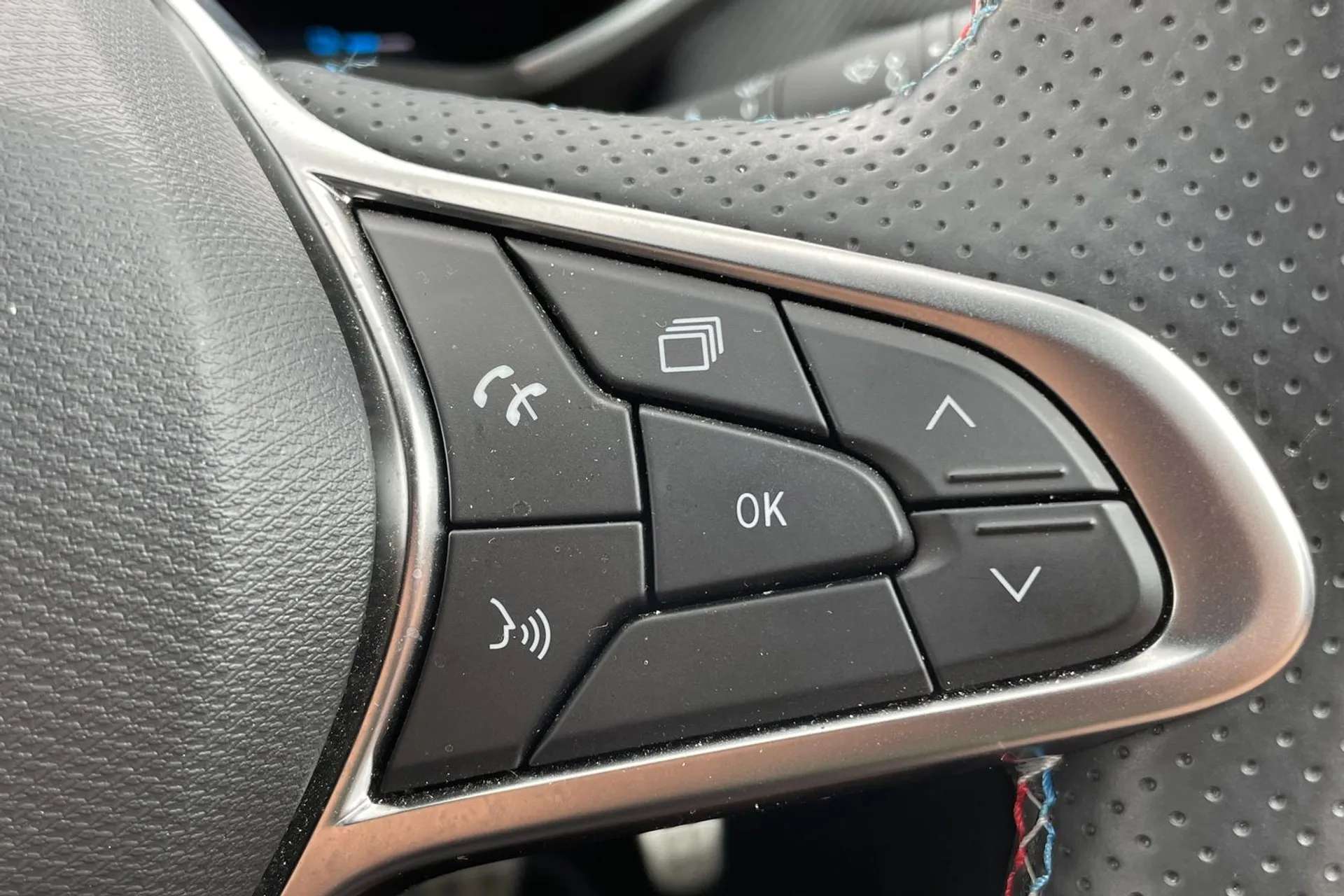 2024 RENAULT CLIO 2024 RENAULT CLIO