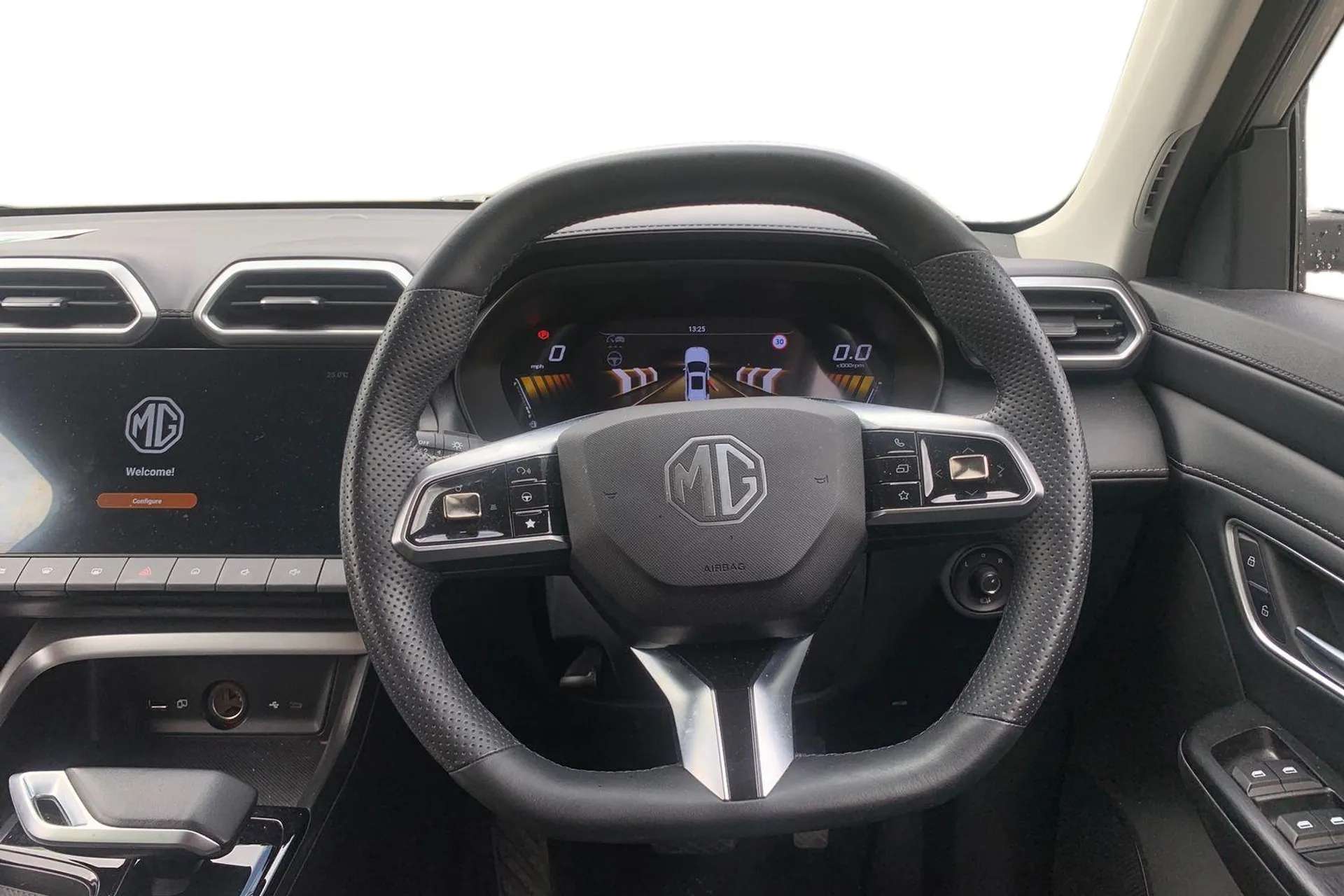 2024 MG MOTOR UK ZS 2024 MG MOTOR UK ZS