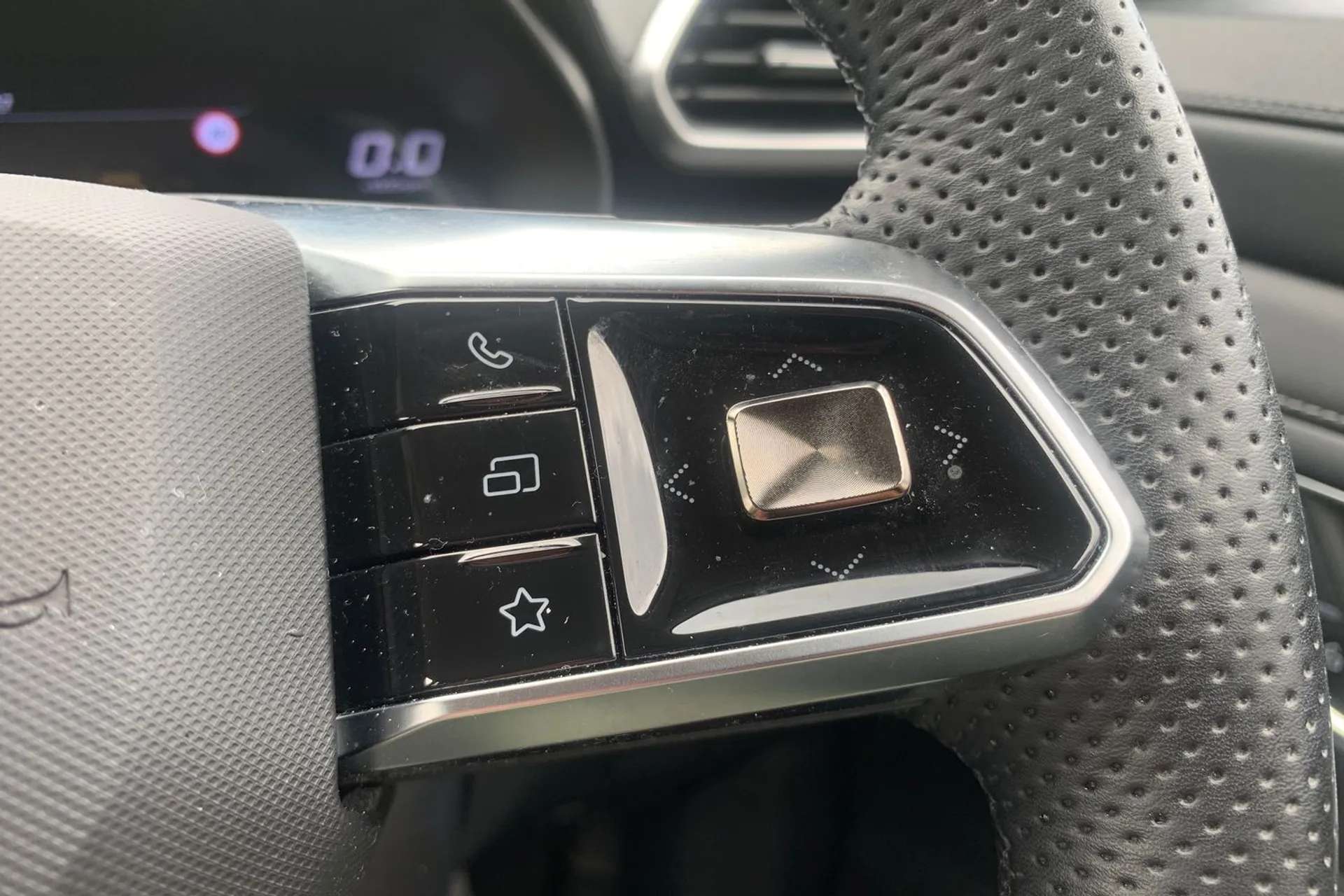2024 MG MOTOR UK ZS 2024 MG MOTOR UK ZS