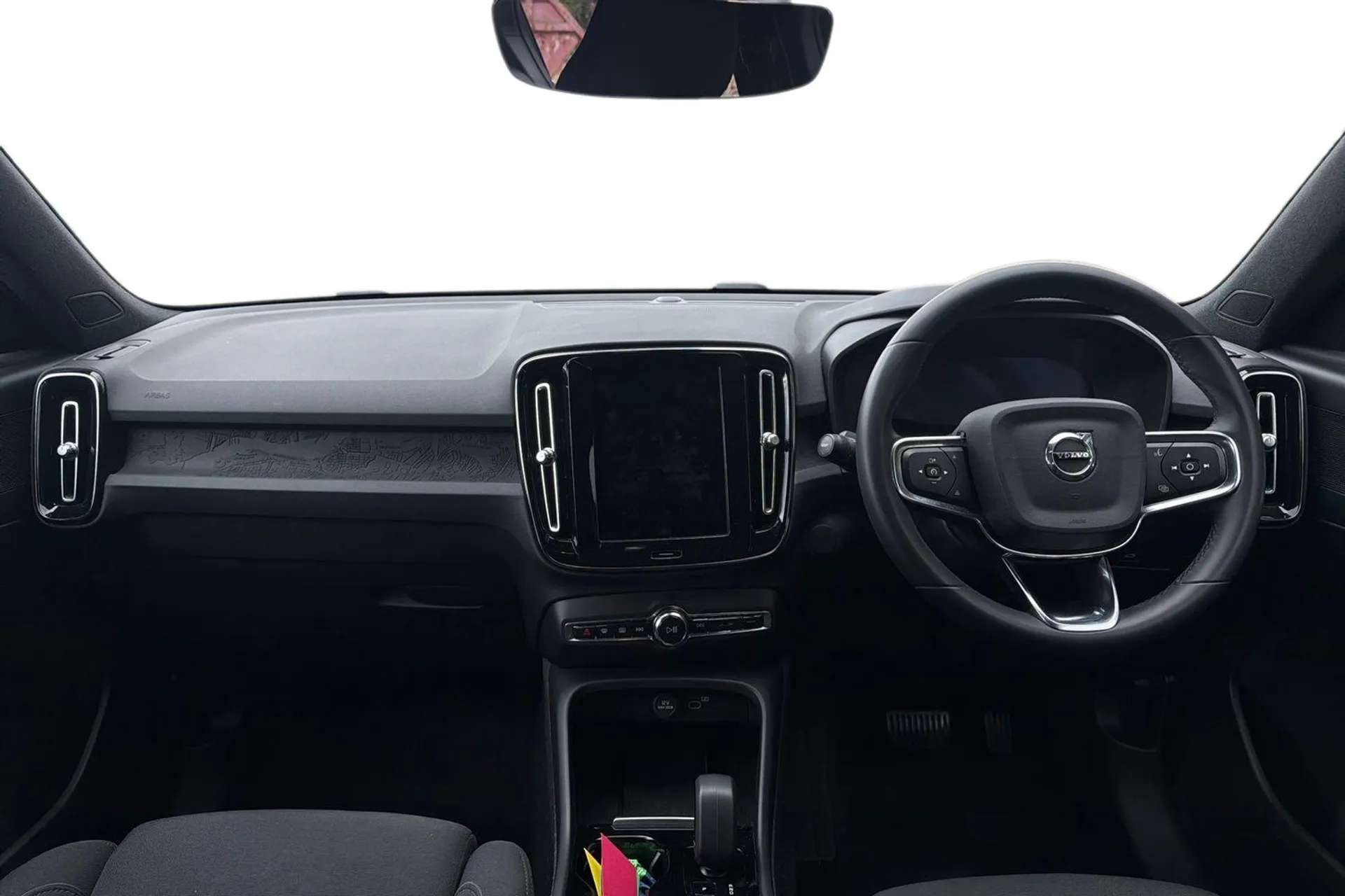 2023 VOLVO XC40 2023 VOLVO XC40