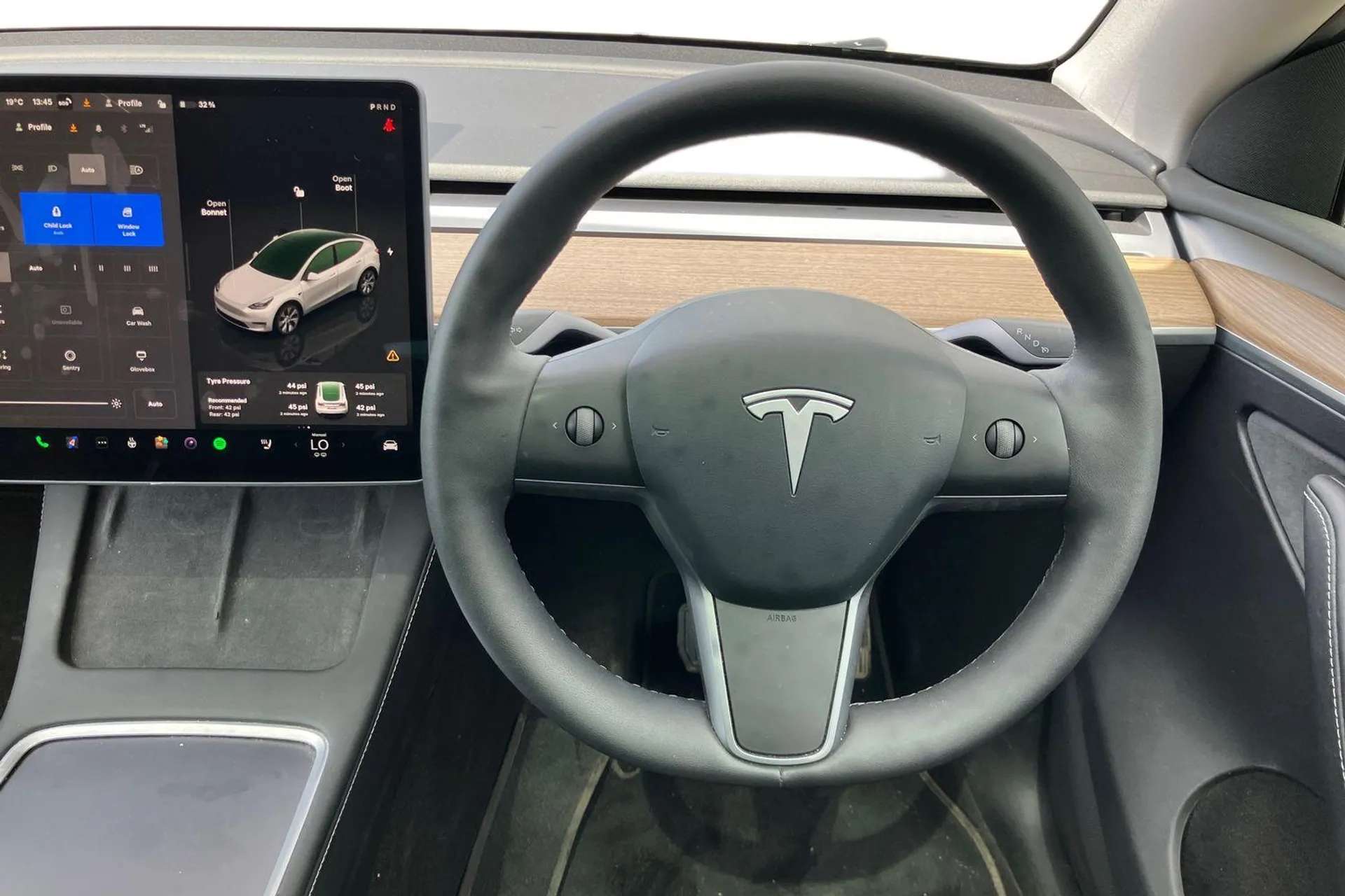 2024 TESLA MODEL Y 2024 TESLA MODEL Y