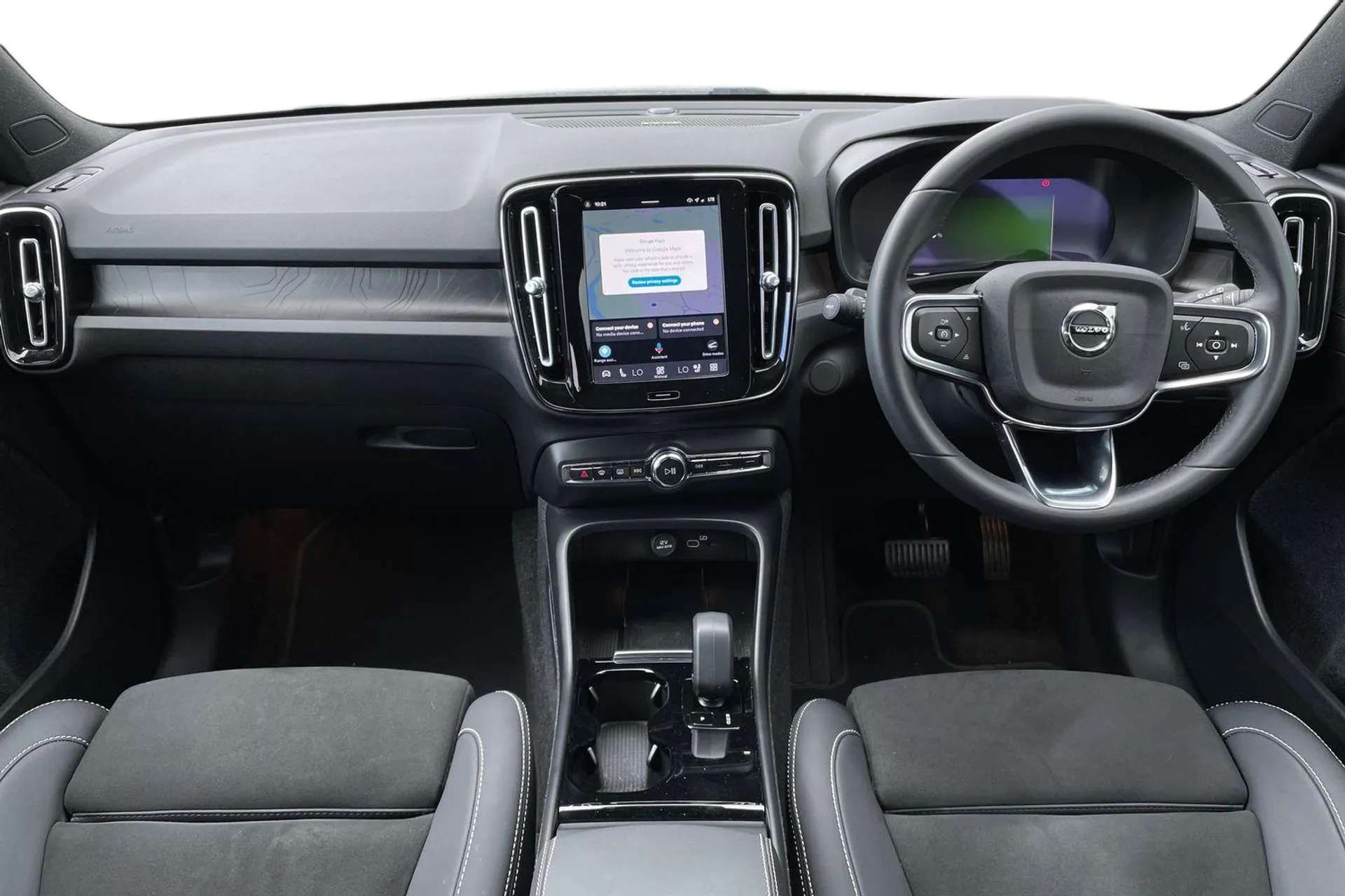 2023 VOLVO XC40 2023 VOLVO XC40