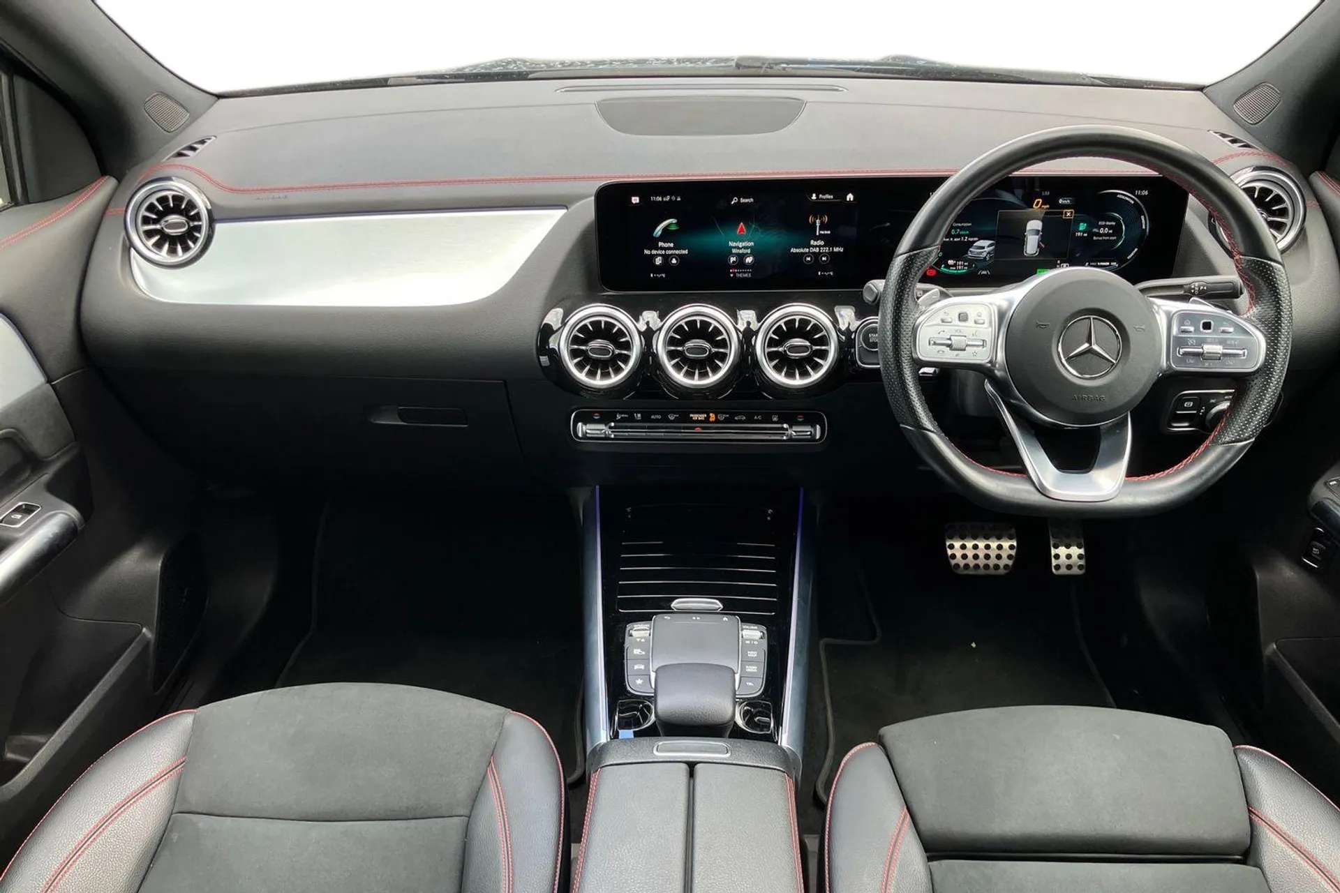 A 2021 MERCEDES-BENZ EQA EQA 350 4M 215kW AMG Line Premium 66.5kWh 5dr Auto [100KW DC onboard charger, Seat comfort pack - EQA, Easy-pack tailgate, LED High performance headla A 2021 MERCEDES-BENZ EQA EQA 350 4M 215kW AMG Line Premium 66.5kWh 5dr Auto [100KW DC onboard charger, Seat comfort pack - EQA, Easy-pack tailgate, LED High performance headla