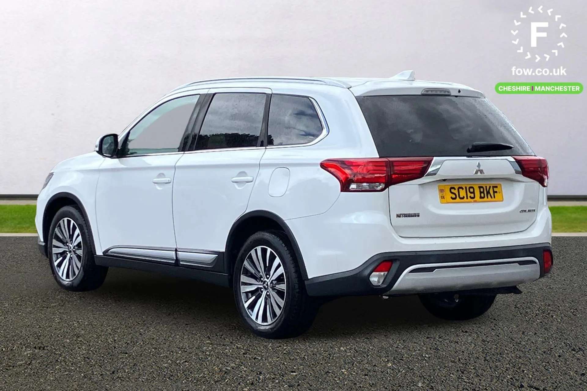 2019 MITSUBISHI OUTLANDER 2019 MITSUBISHI OUTLANDER