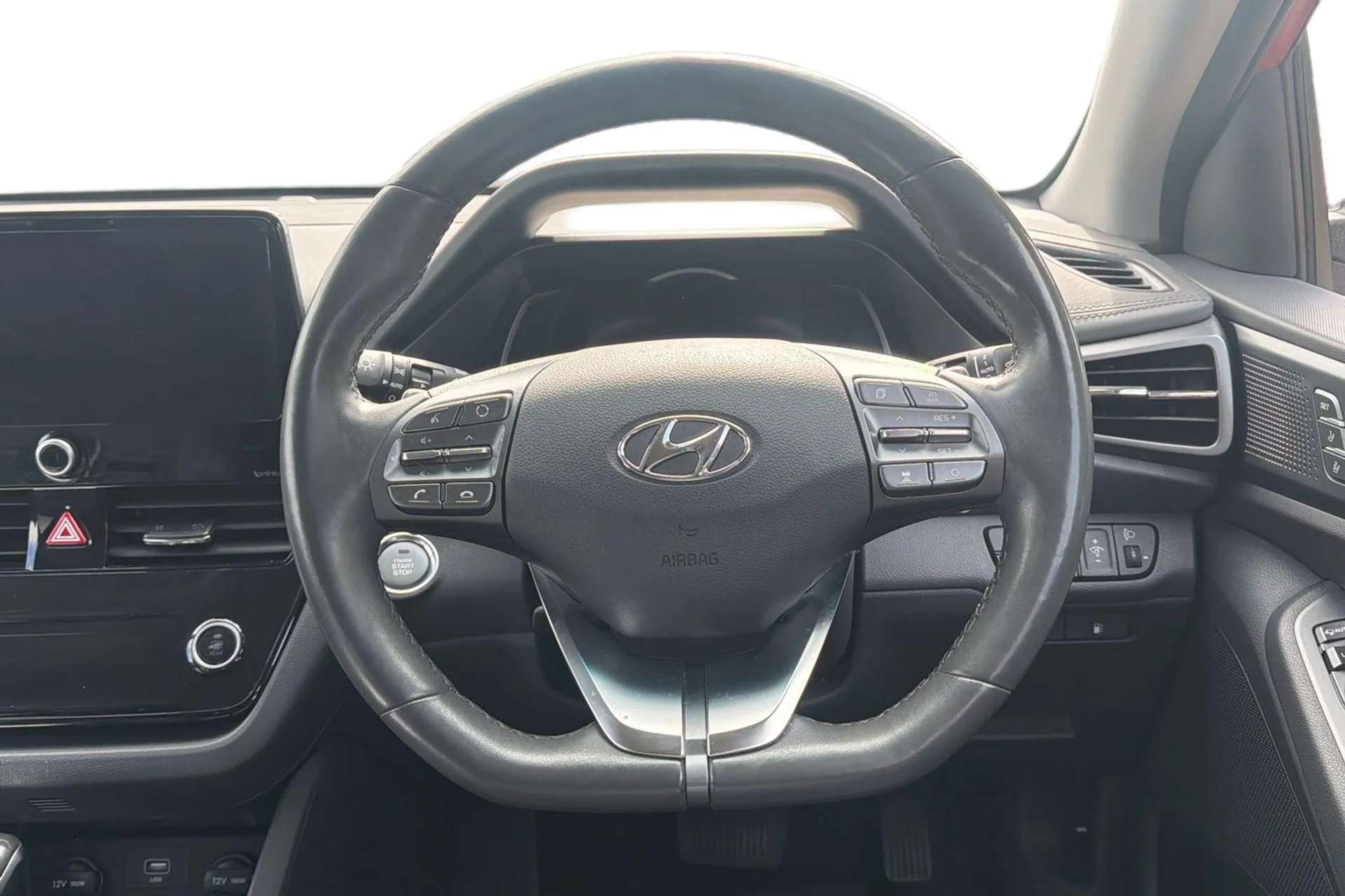 2022 HYUNDAI IONIQ 2022 HYUNDAI IONIQ