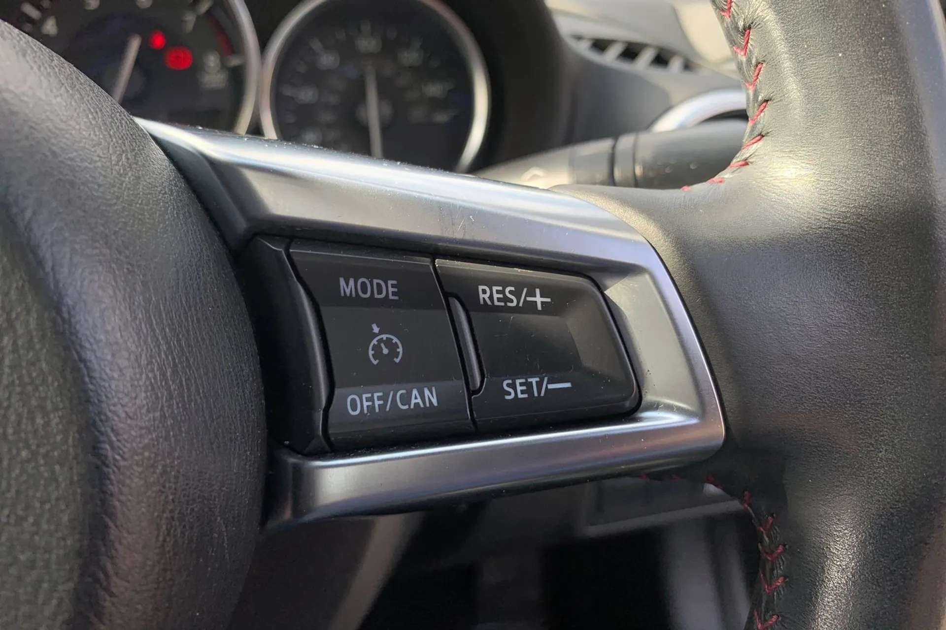 2018 MAZDA MX-5 2018 MAZDA MX-5