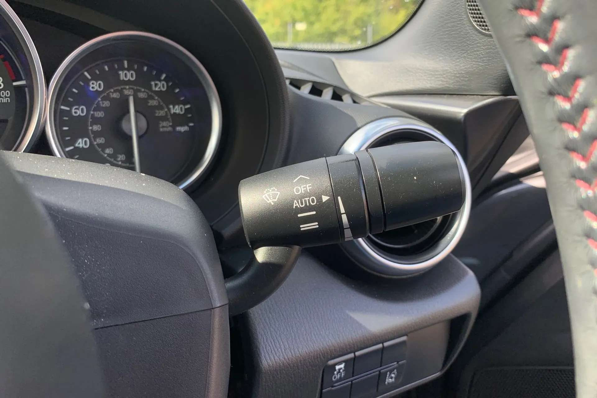 2018 MAZDA MX-5 2018 MAZDA MX-5