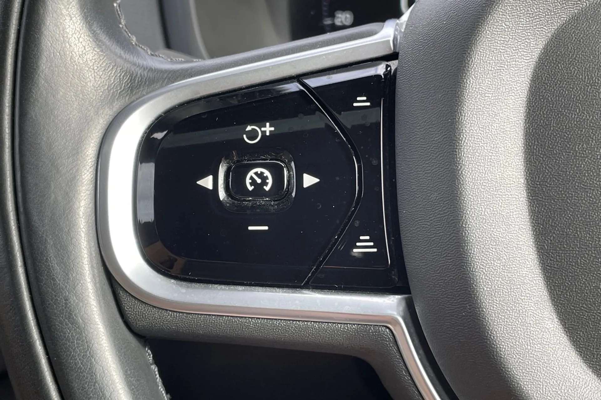 2019 VOLVO XC90 2019 VOLVO XC90