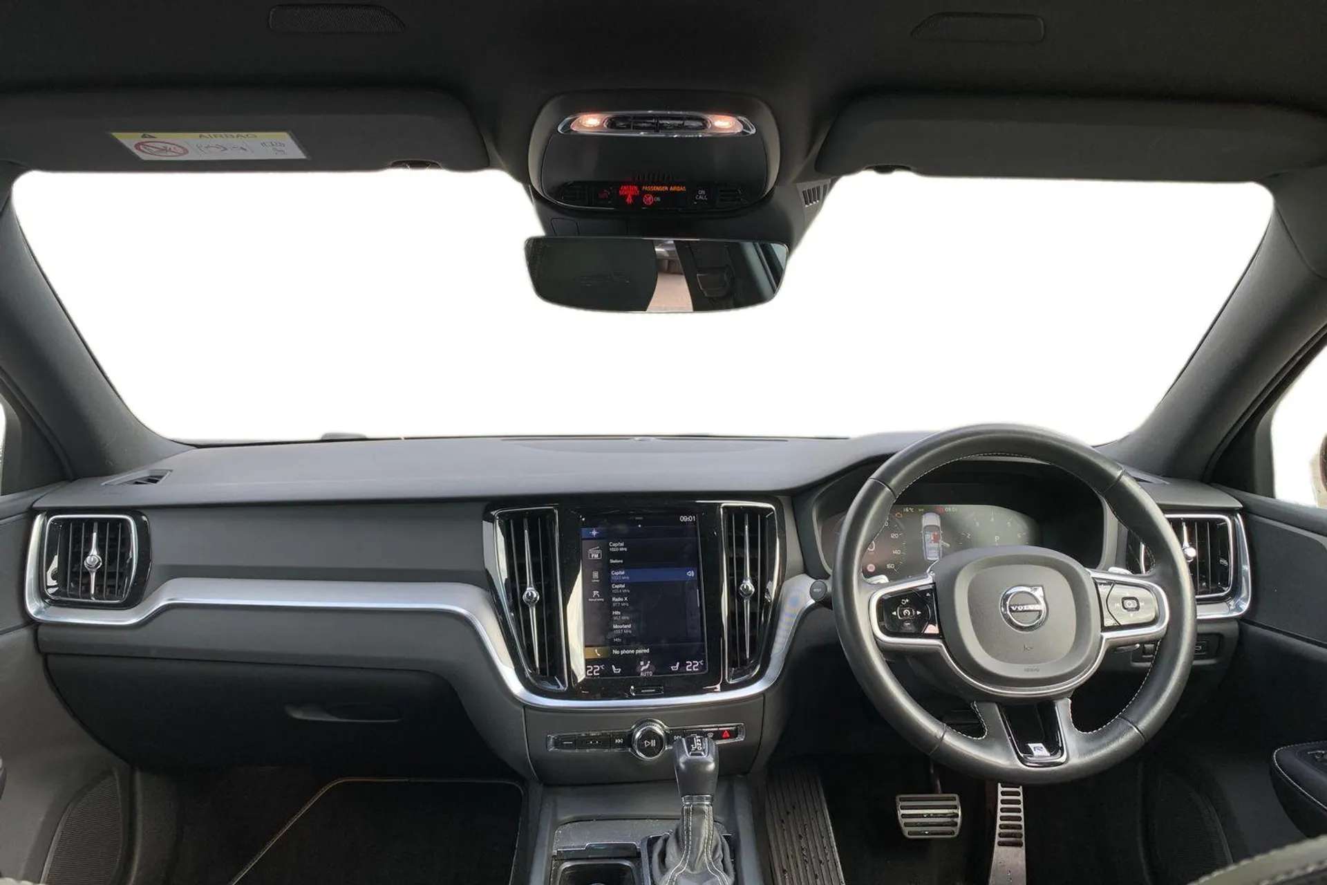 2019 VOLVO V60 2019 VOLVO V60