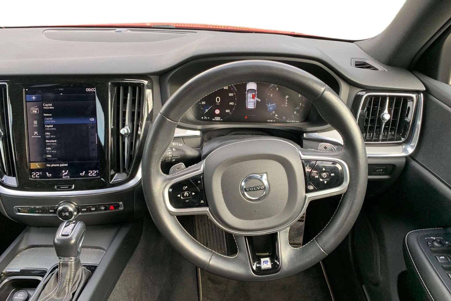 2019 VOLVO V60 2019 VOLVO V60