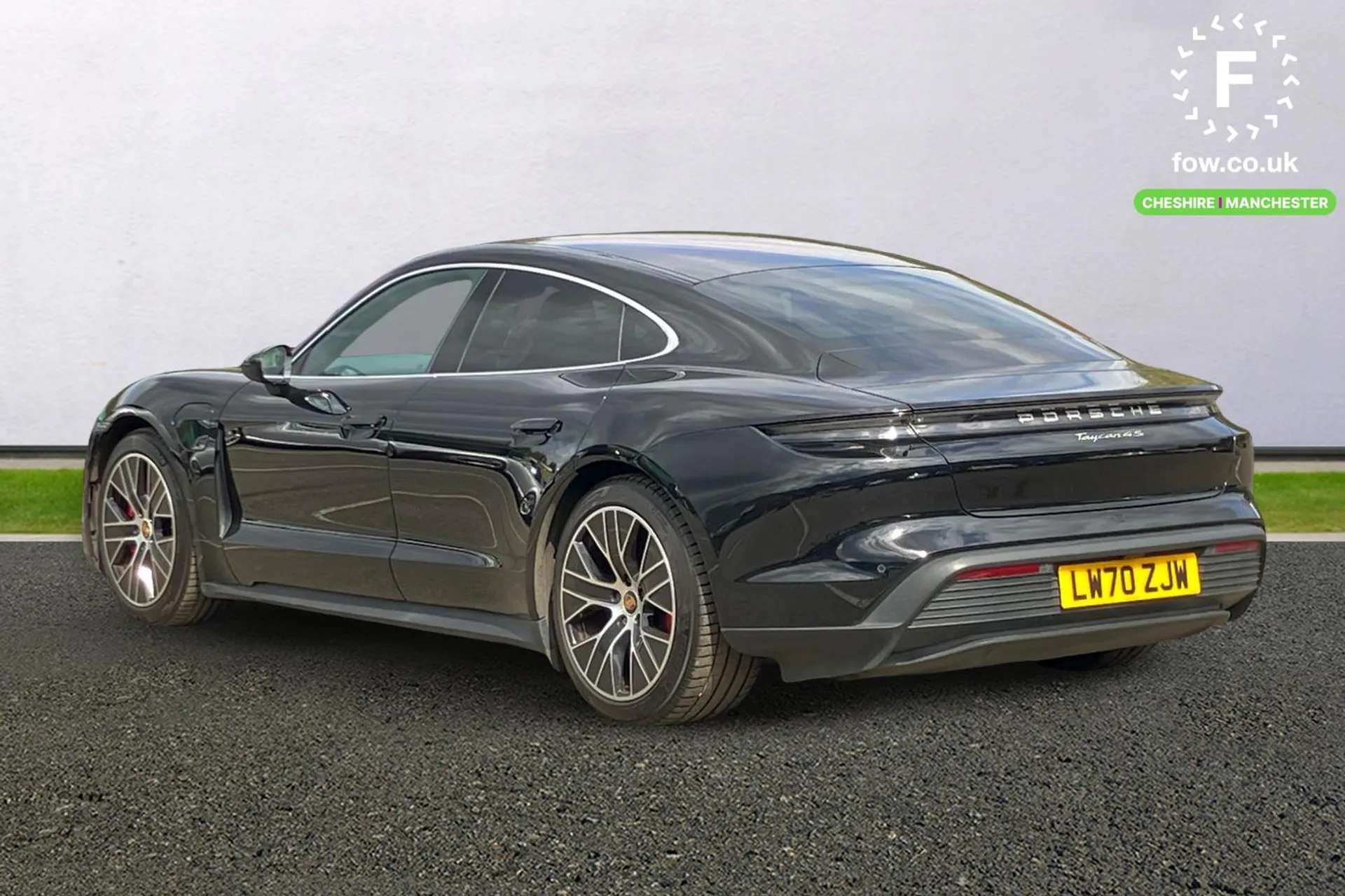 2020 PORSCHE TAYCAN 2020 PORSCHE TAYCAN