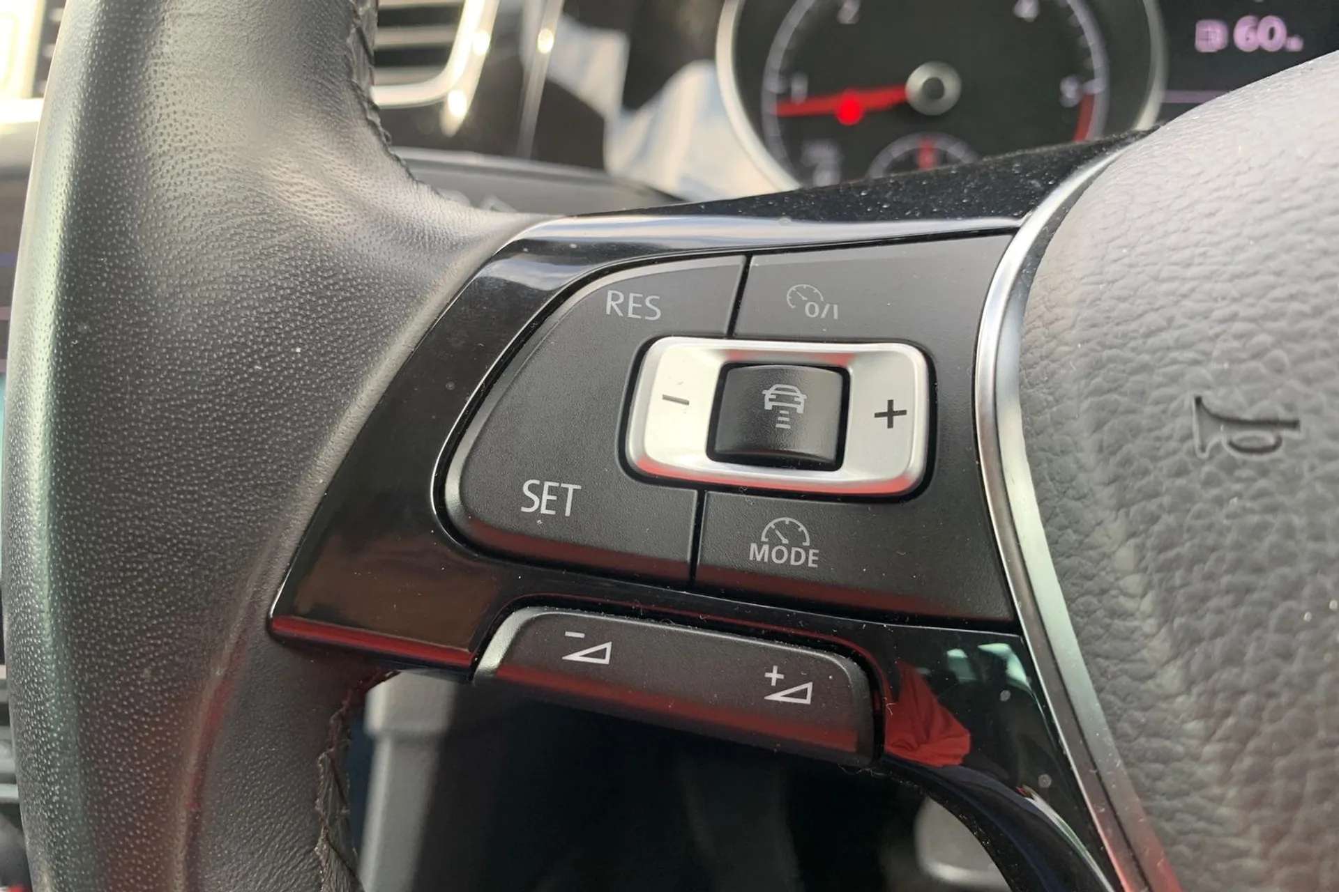 2018 VOLKSWAGEN GOLF 2018 VOLKSWAGEN GOLF